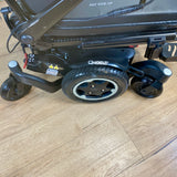 Quickie Q400M MWD 4mph Powerchair - Electric Seat Tilt, Centre Footplate, Powerchair