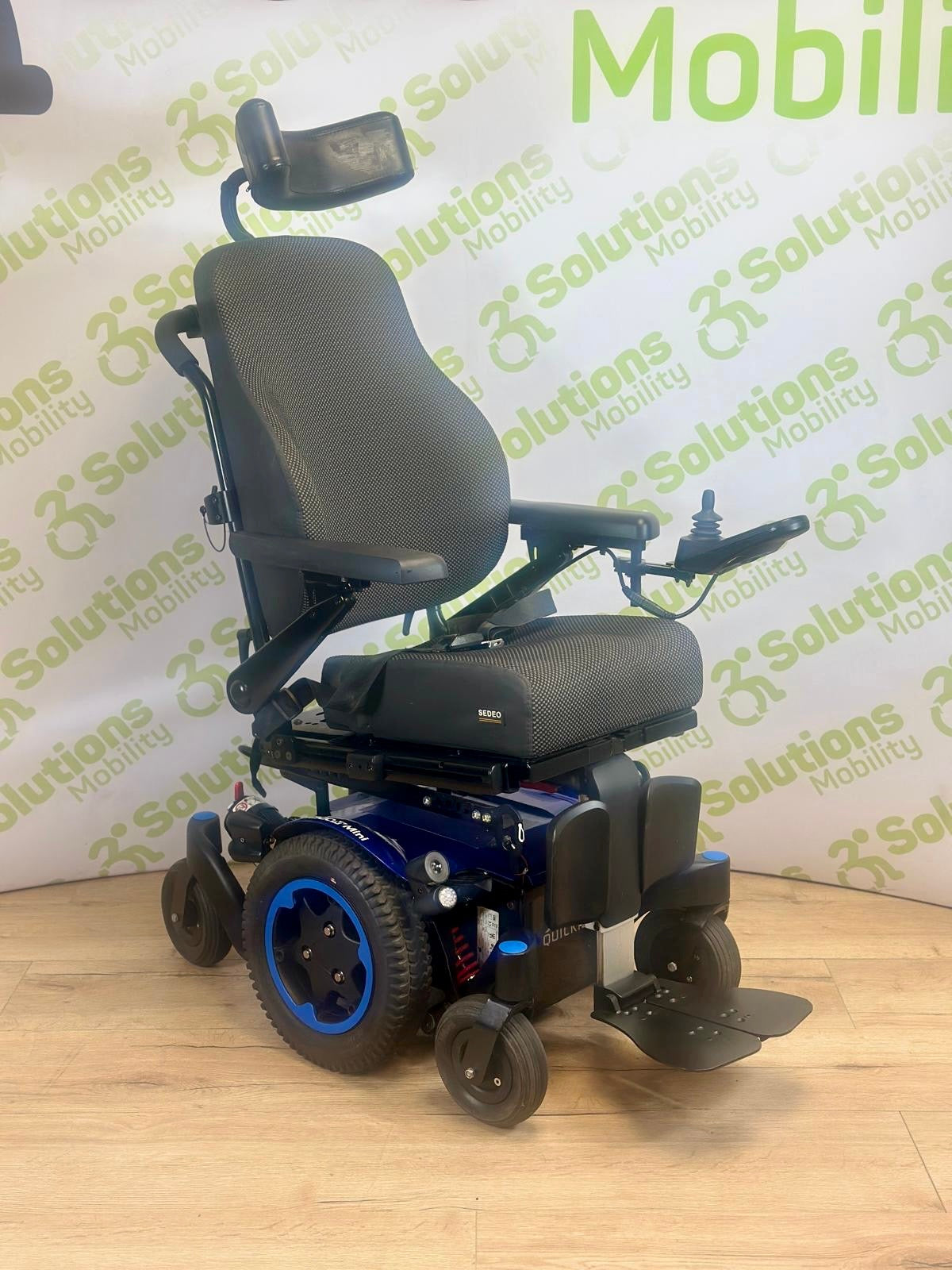 Quickie Q300M Mini MWD 6mph Electric Wheelchair Powerchair