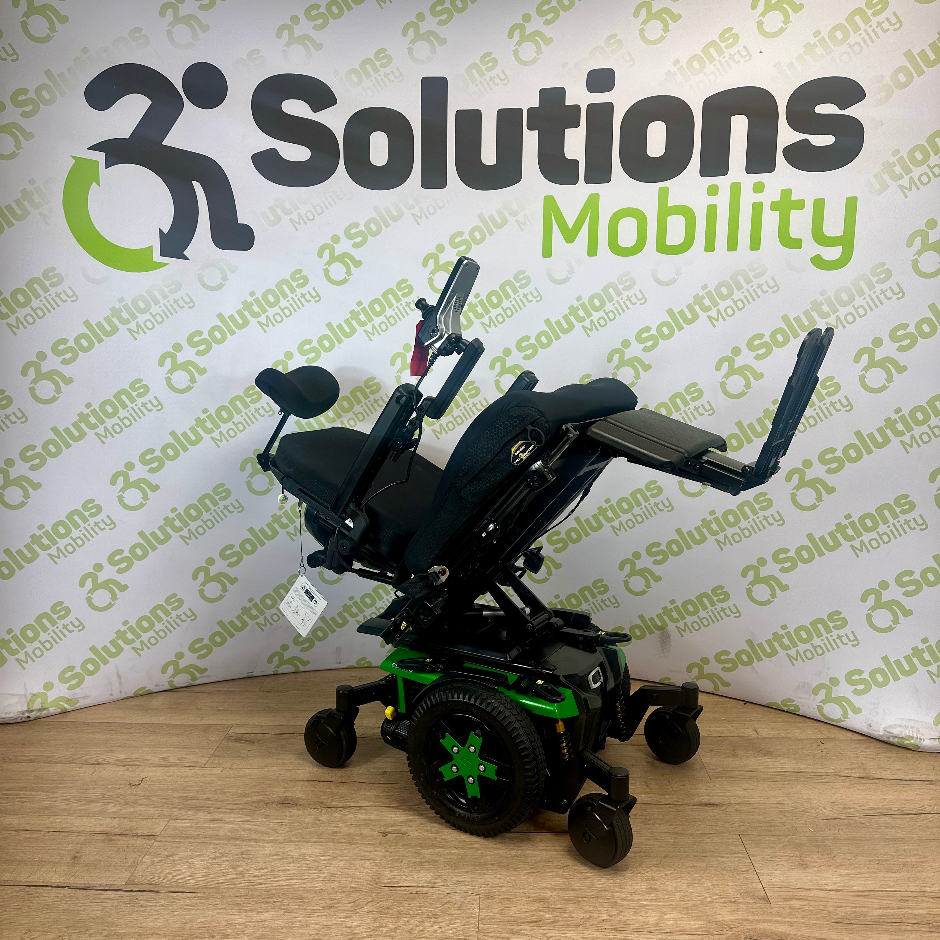 Pride Q6 Edge 3 6MPH Electric Tilt, Recline and Manual Footplate Mobility Powerchair