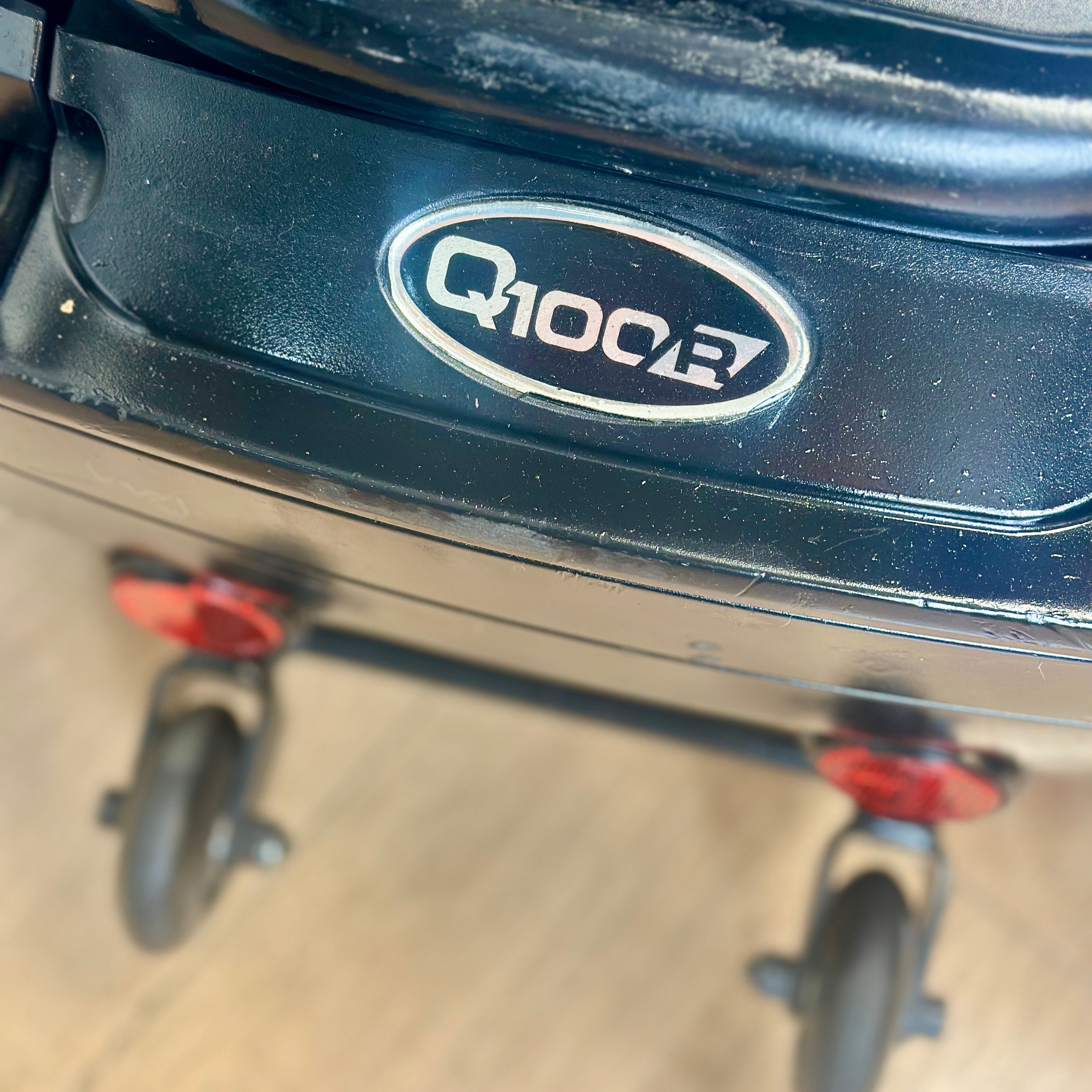 Quickie Q100R Powerchair - Narrow 4mph Rear Wheel Drive