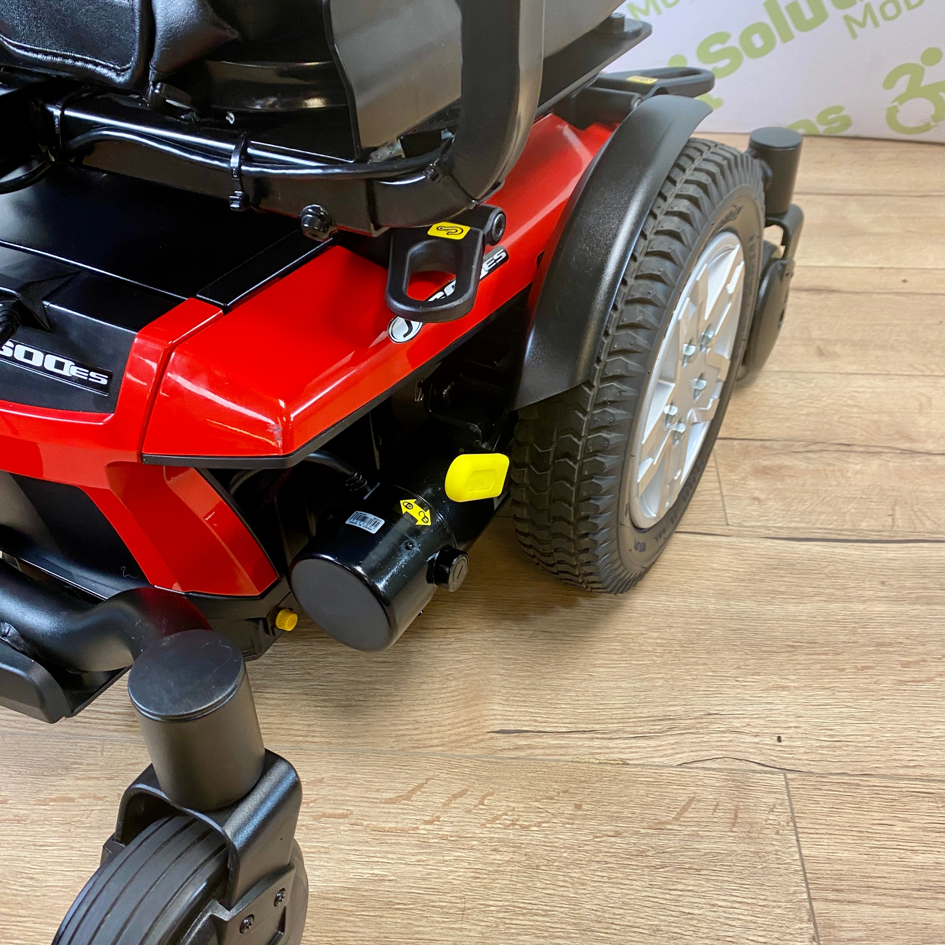 Pride Jazzy 600ES 4mph Mid Wheel Drive Electric Mobility Powerchair