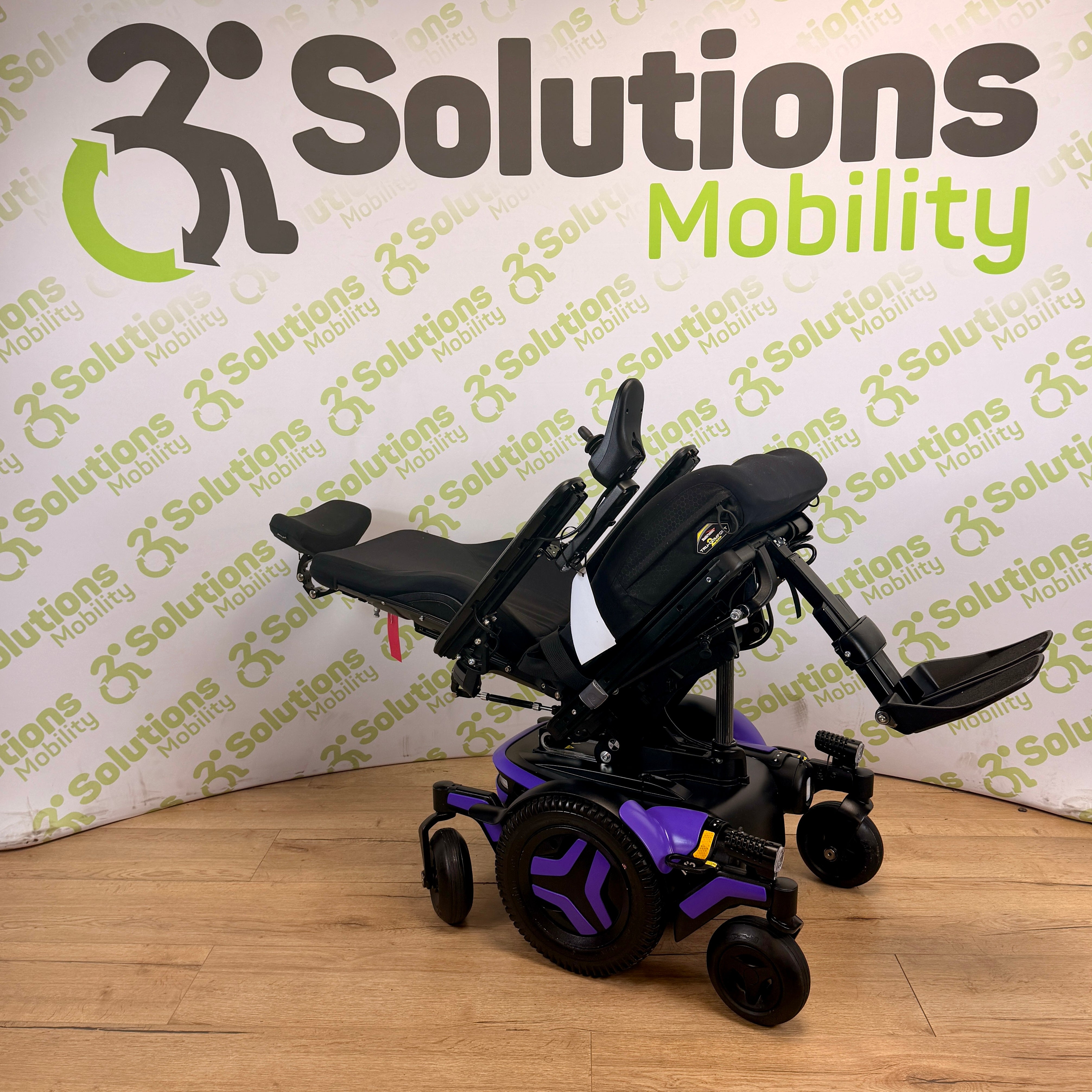 Permobil M3 Corpus MWD 6mph Electric Rise Tilt and Manual Footplate Powerchair