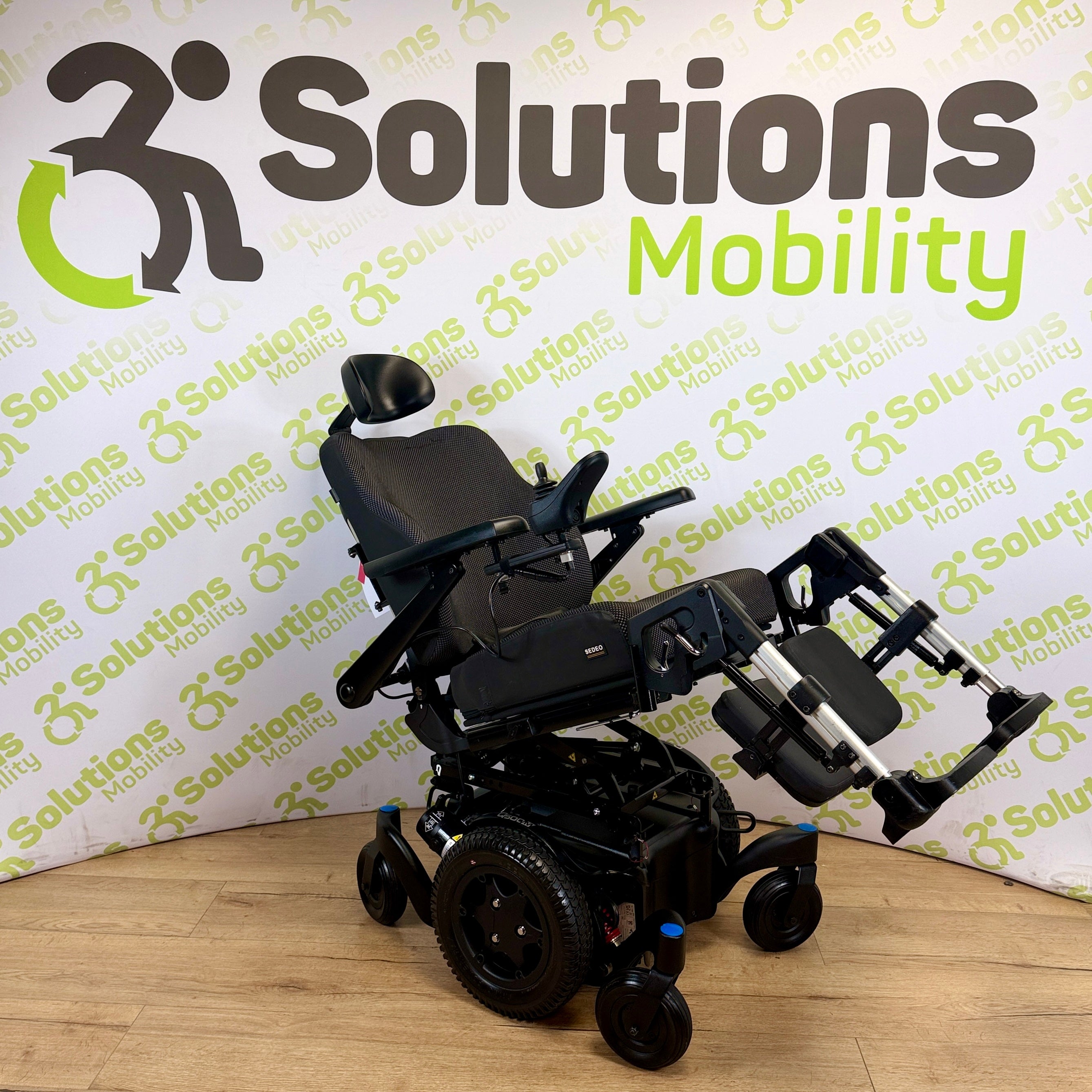 Quickie Q500M MWD 4mph Power chair Scooter Electric Seat Tilt Manual Elevating Legrests
