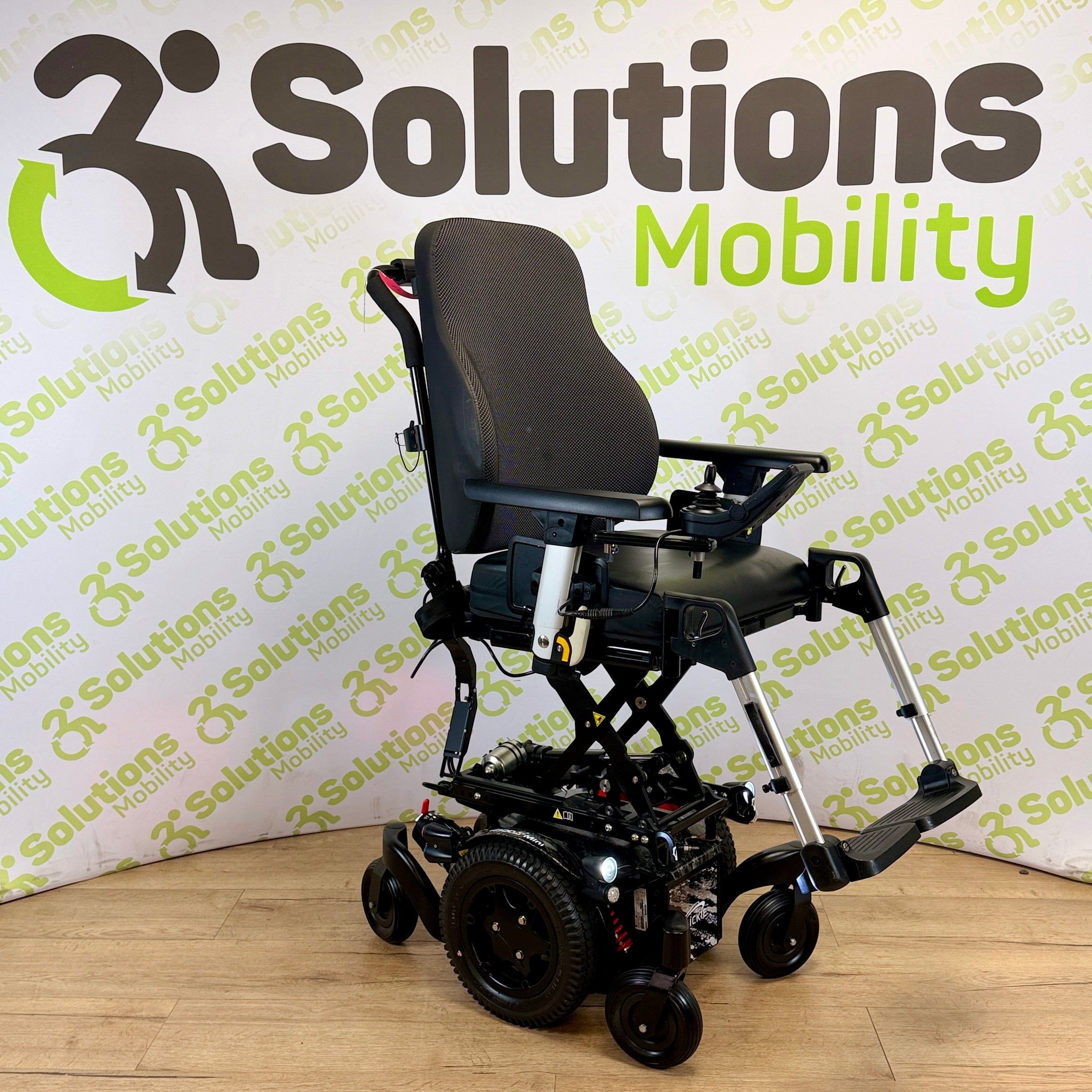 Quickie Q300M Mini MWD 4mph Electric Wheelchair Powerchair