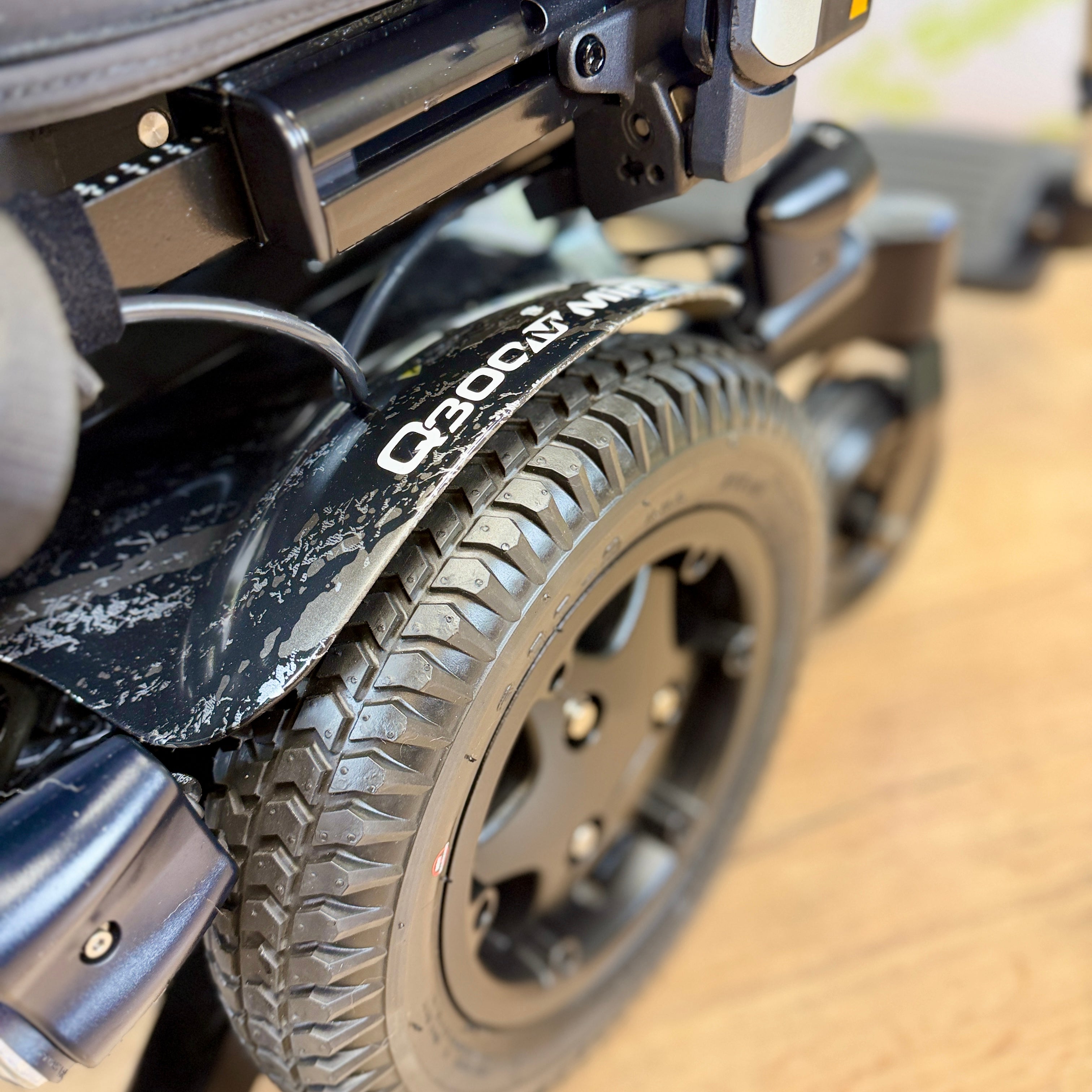 Quickie Q300M Mini MWD 4mph Electric Wheelchair Powerchair