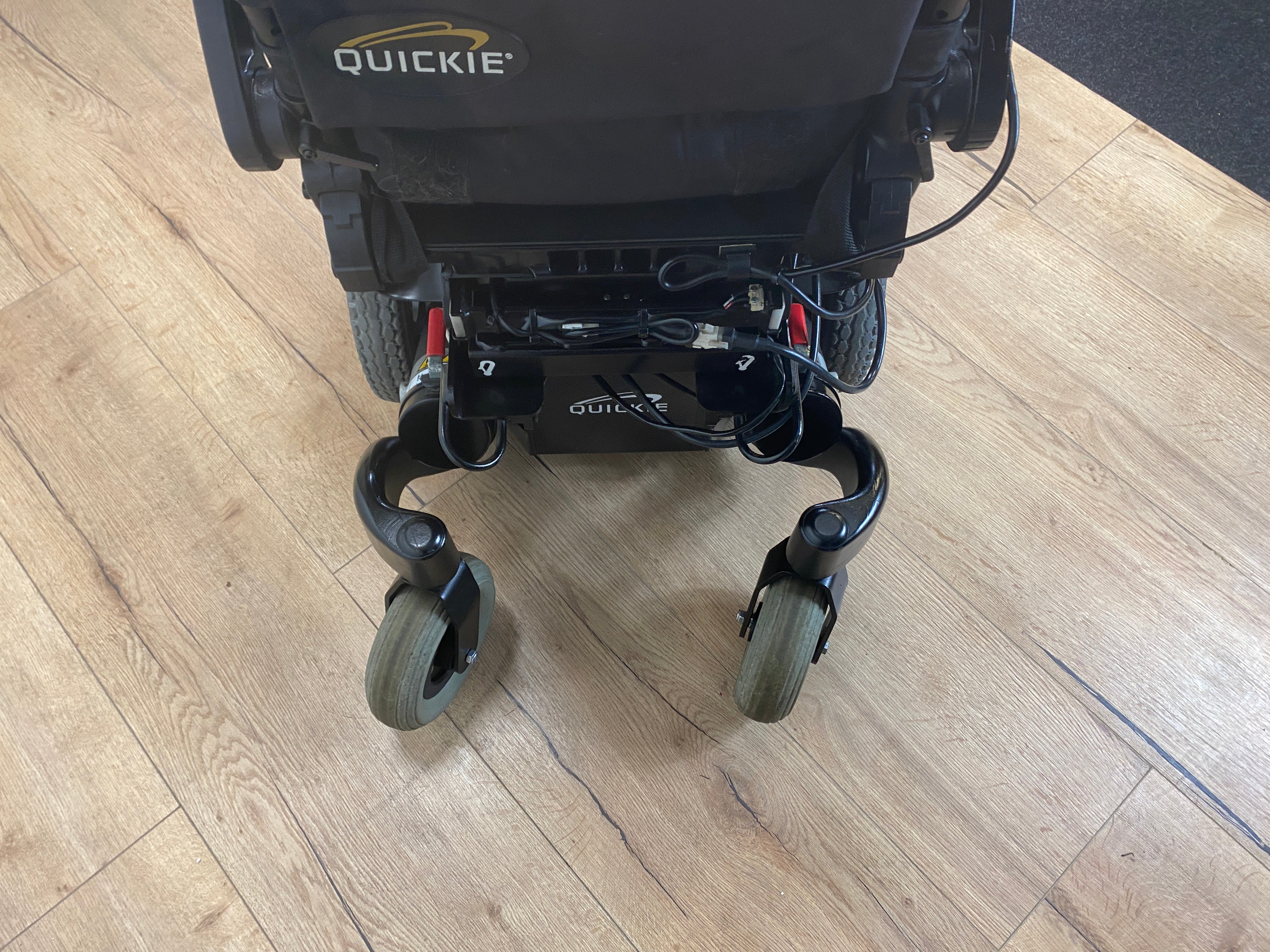 Quickie Salsa M2 Mini 4mph Powerchair - Narrow Mid Wheel Drive Electric Rise and Tilt