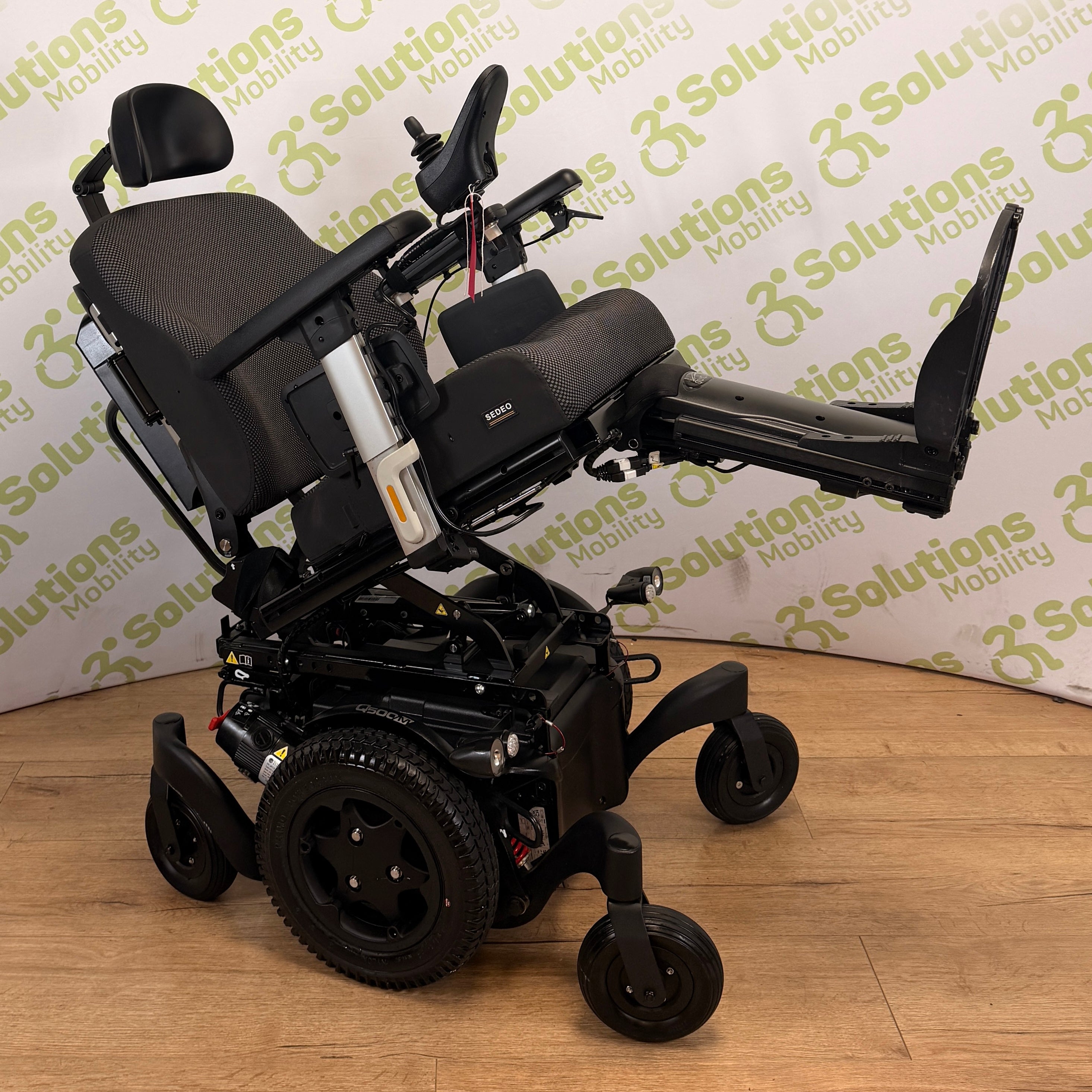 Quickie Q500M MWD 6mph Powerchair Electric Tilt, Footplate, Lights 2025