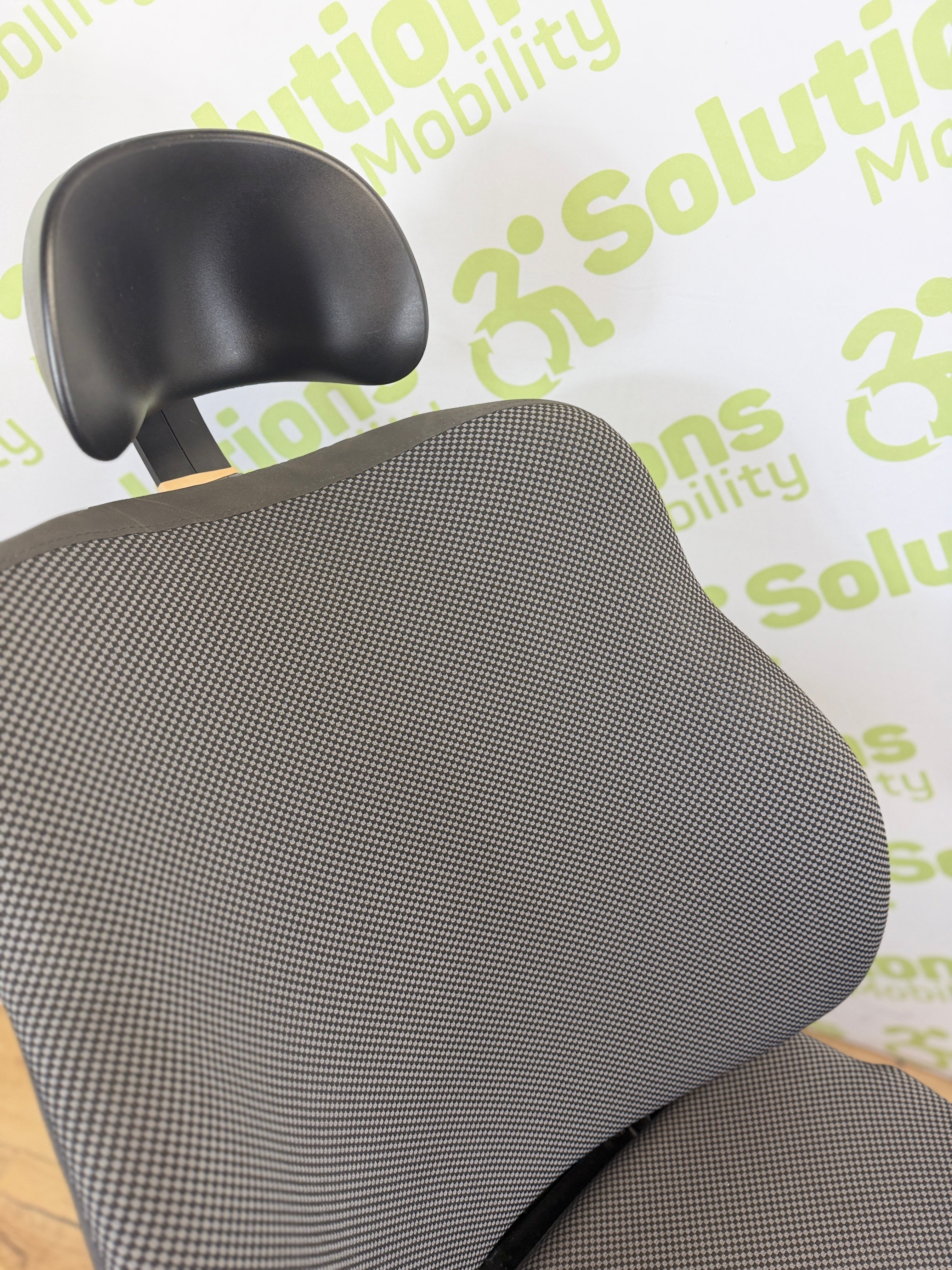 Quickie Q500M MWD 6mph Power chair Scooter Electric Rise Tilt Backrest Recline