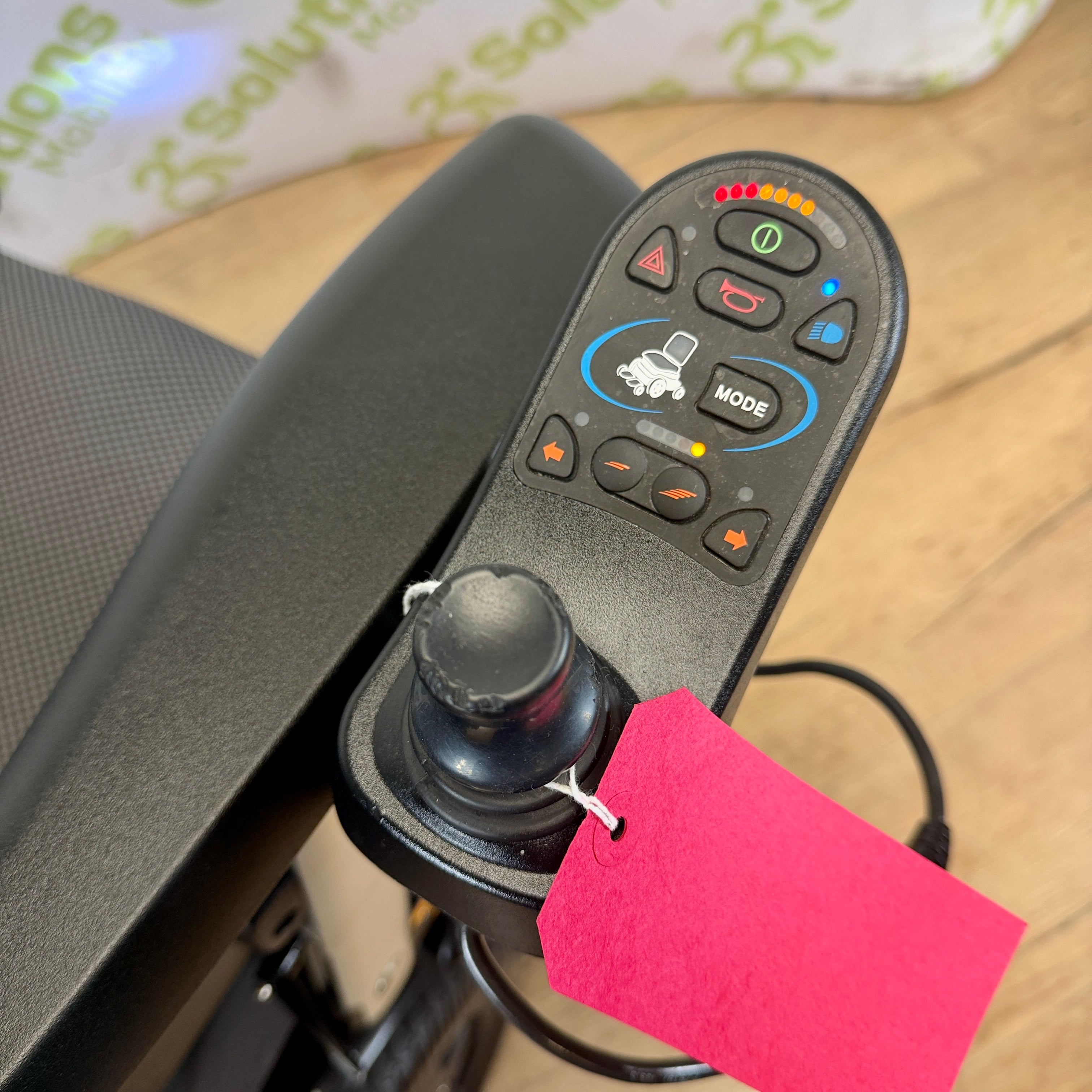 Quickie Q500M MWD 6mph Power chair Scooter Electric Rise Tilt Backrest Recline