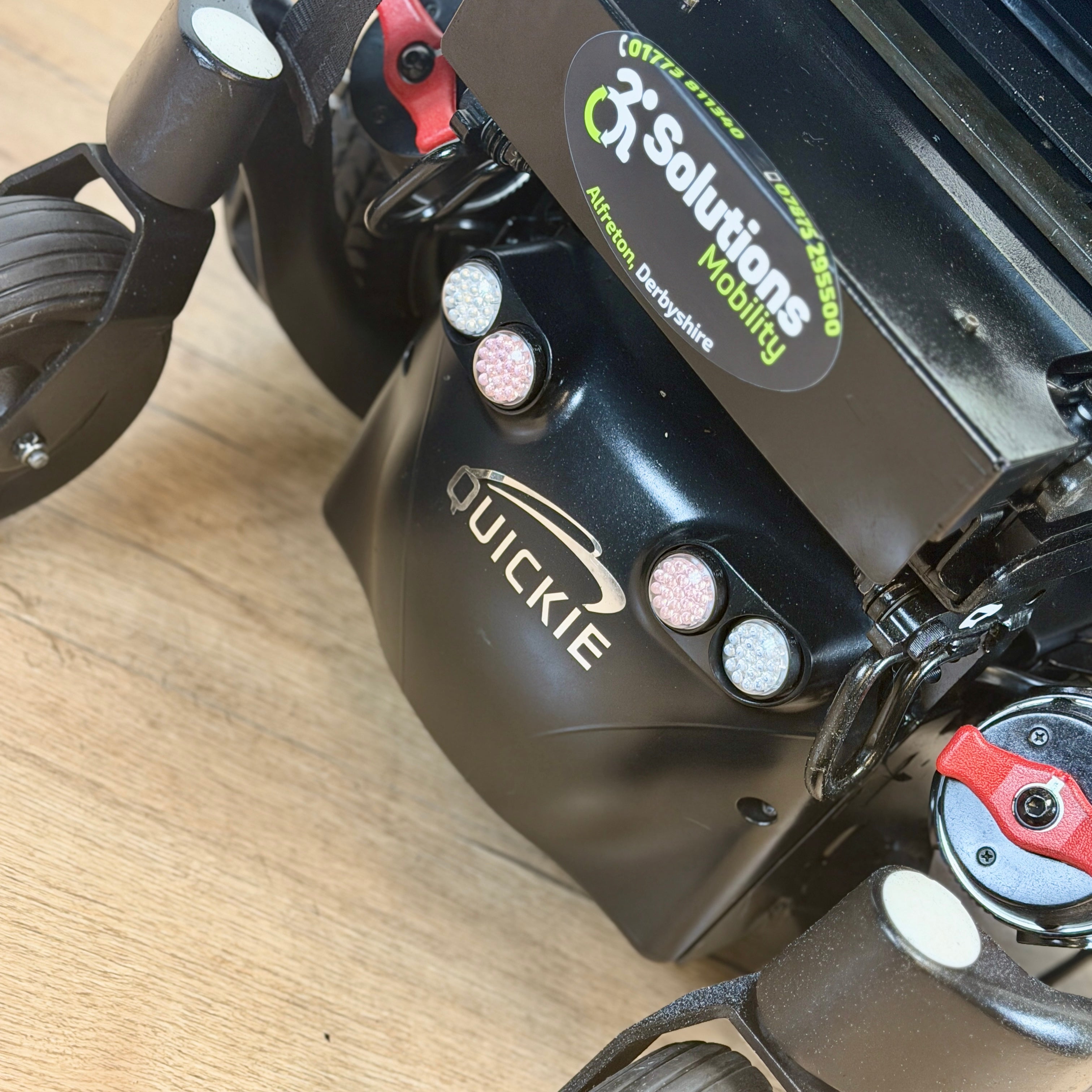 Quickie Q500M MWD 6mph Power chair Scooter Electric Seat Rise and Tilt, Lights