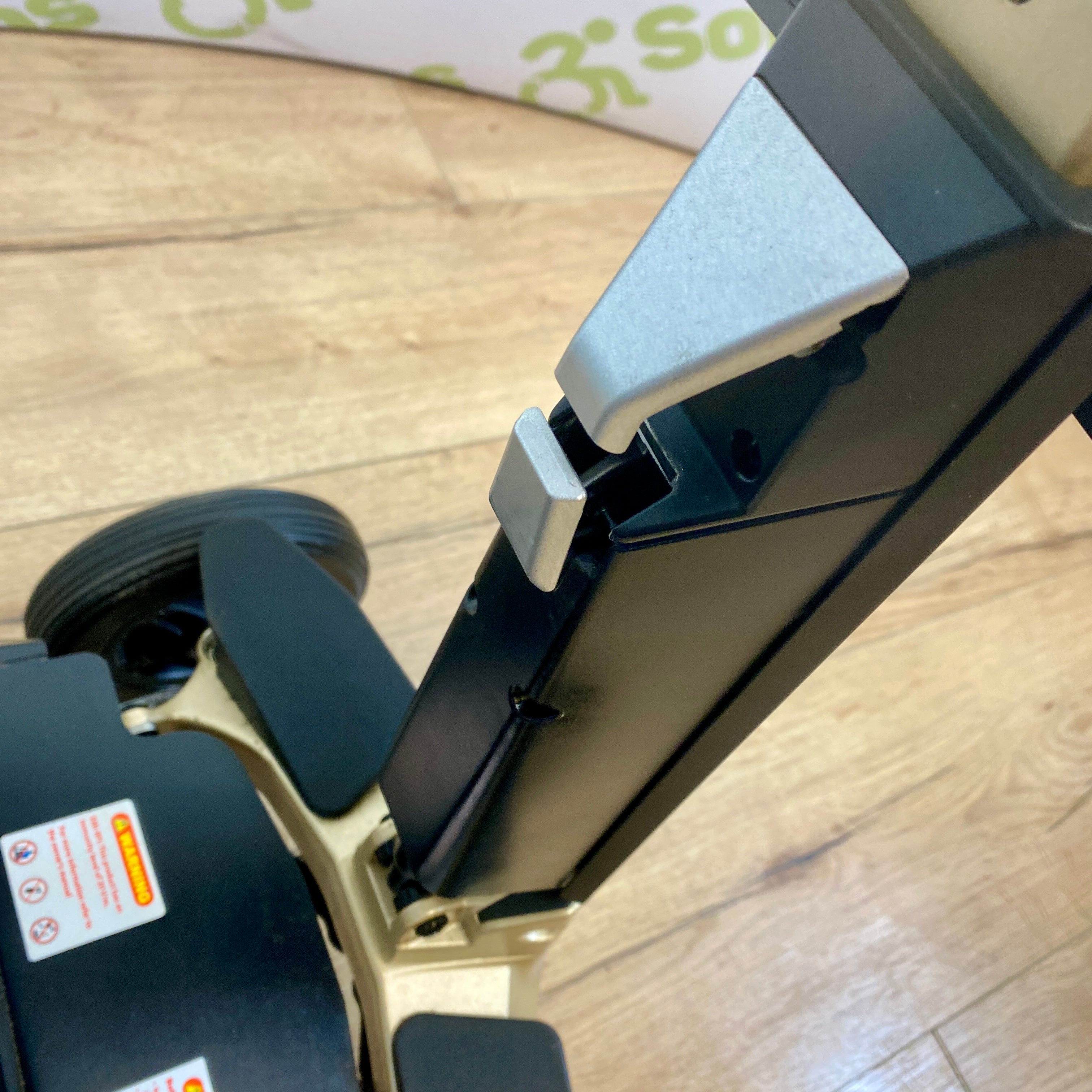 Autofold executive 4mph electric folding portable mobility scooter