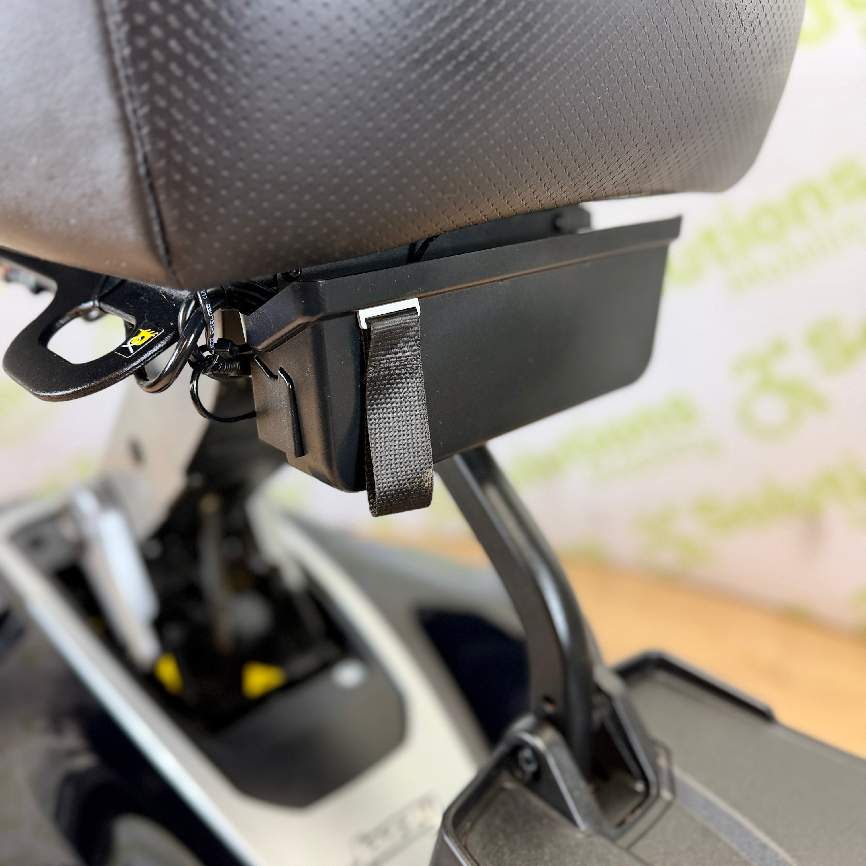 Pride Jazzy Air 2 4mph Electric Seat Rising Mobility Powerchair Scooter