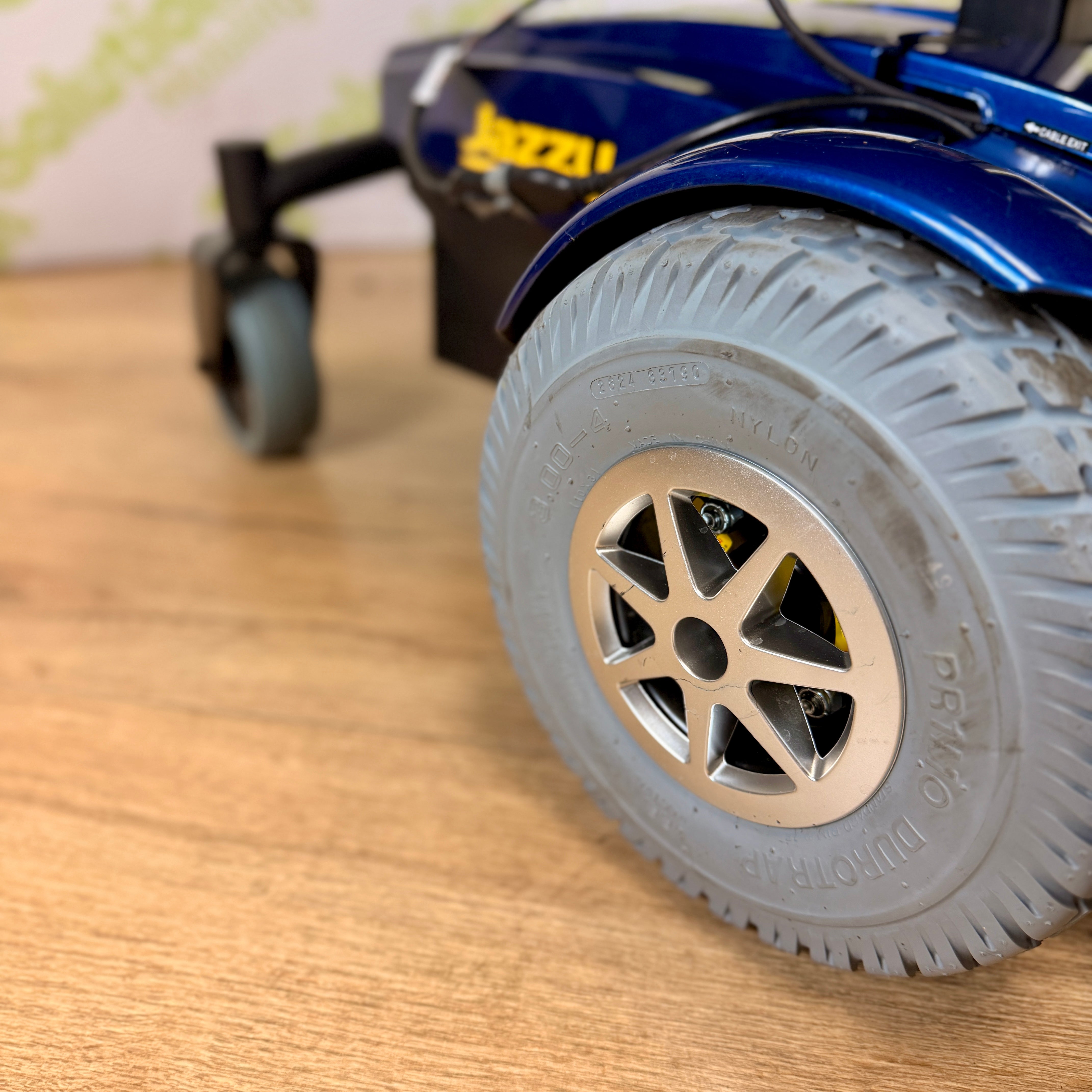 Pride Jazzy Select 6 Ultra 4mph Powerchair Electric Seat Riser