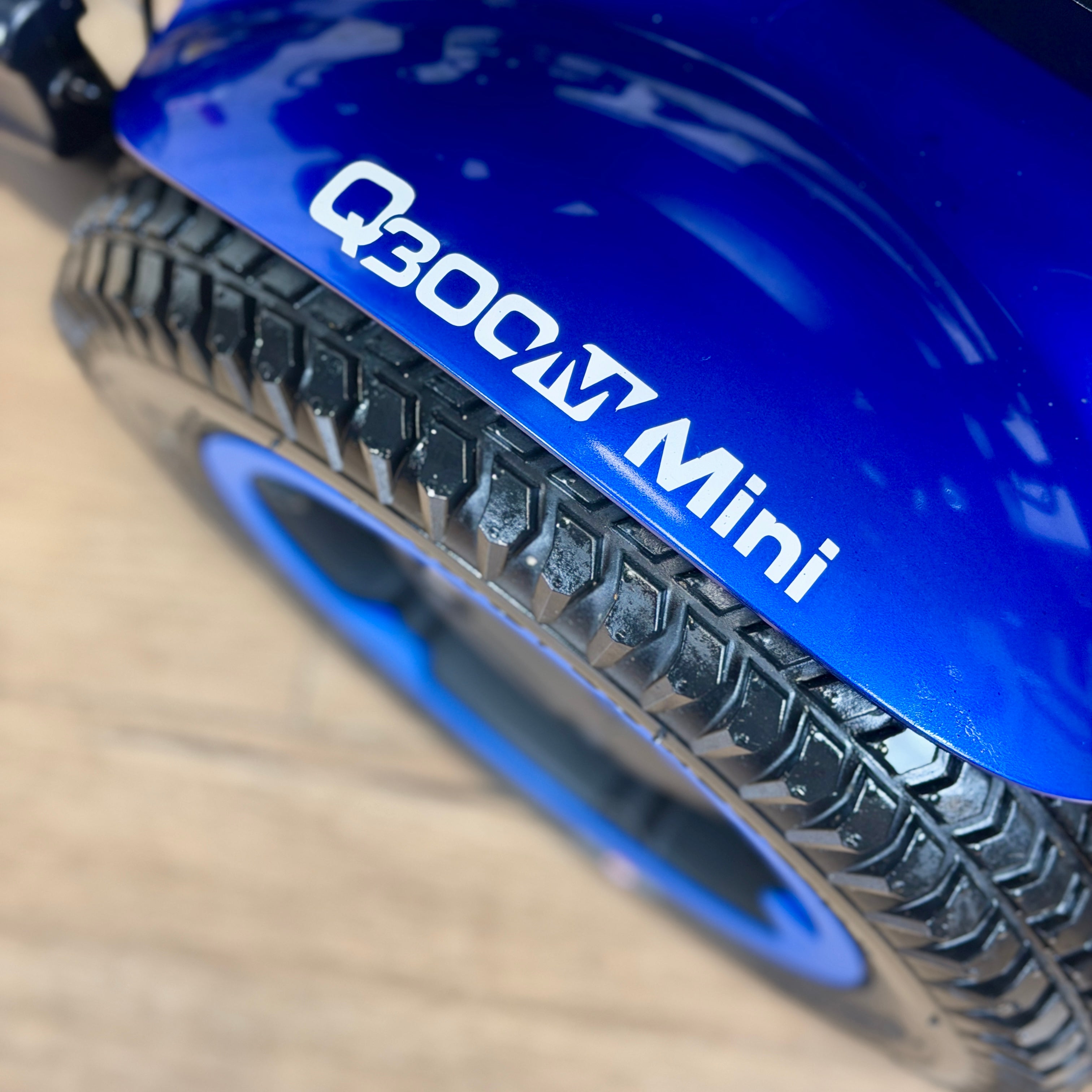 Quickie Q300M Mini MWD 6mph Electric Wheelchair Powerchair