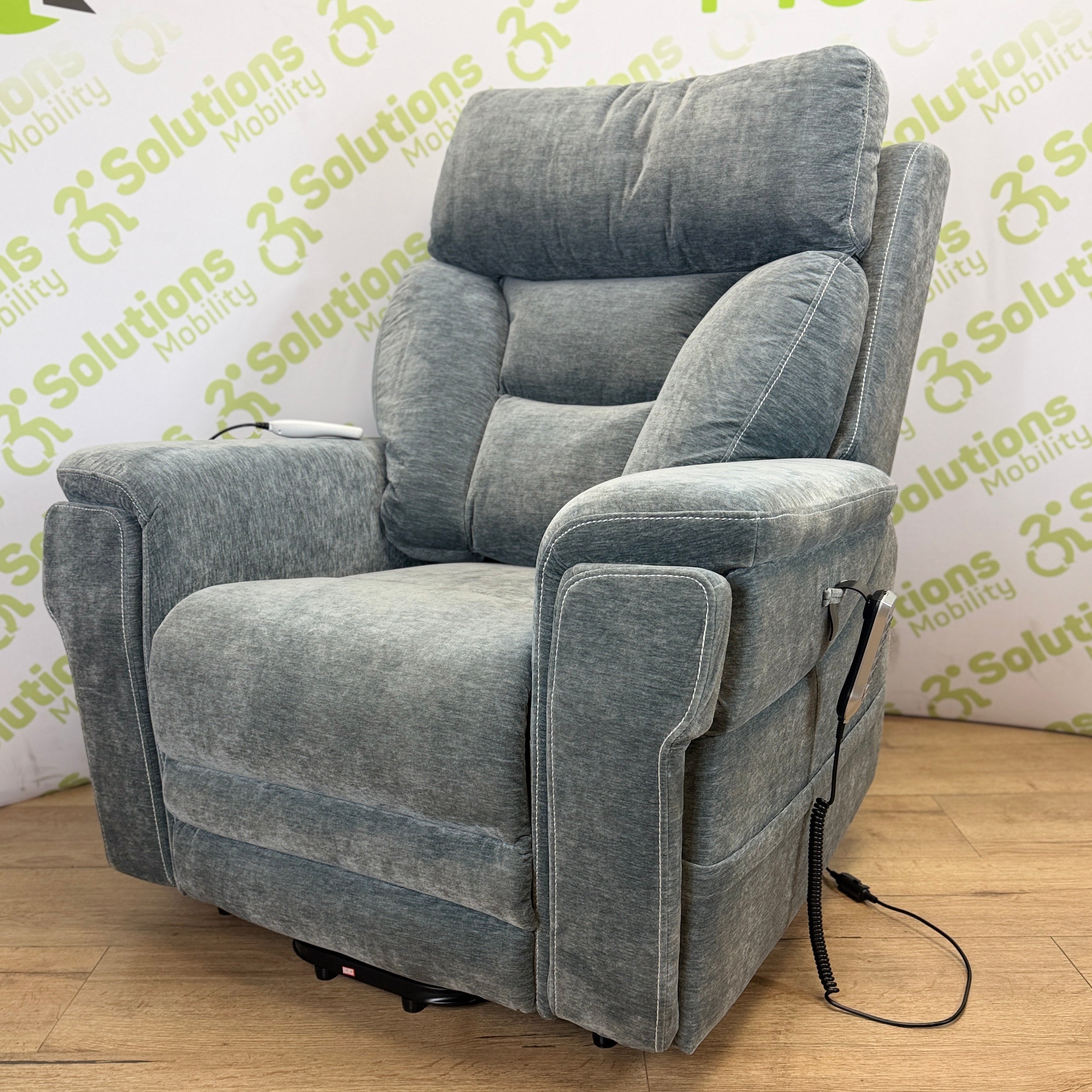 Ultra Comfort Electric Riser Recliner with Heat and Massage Armchair