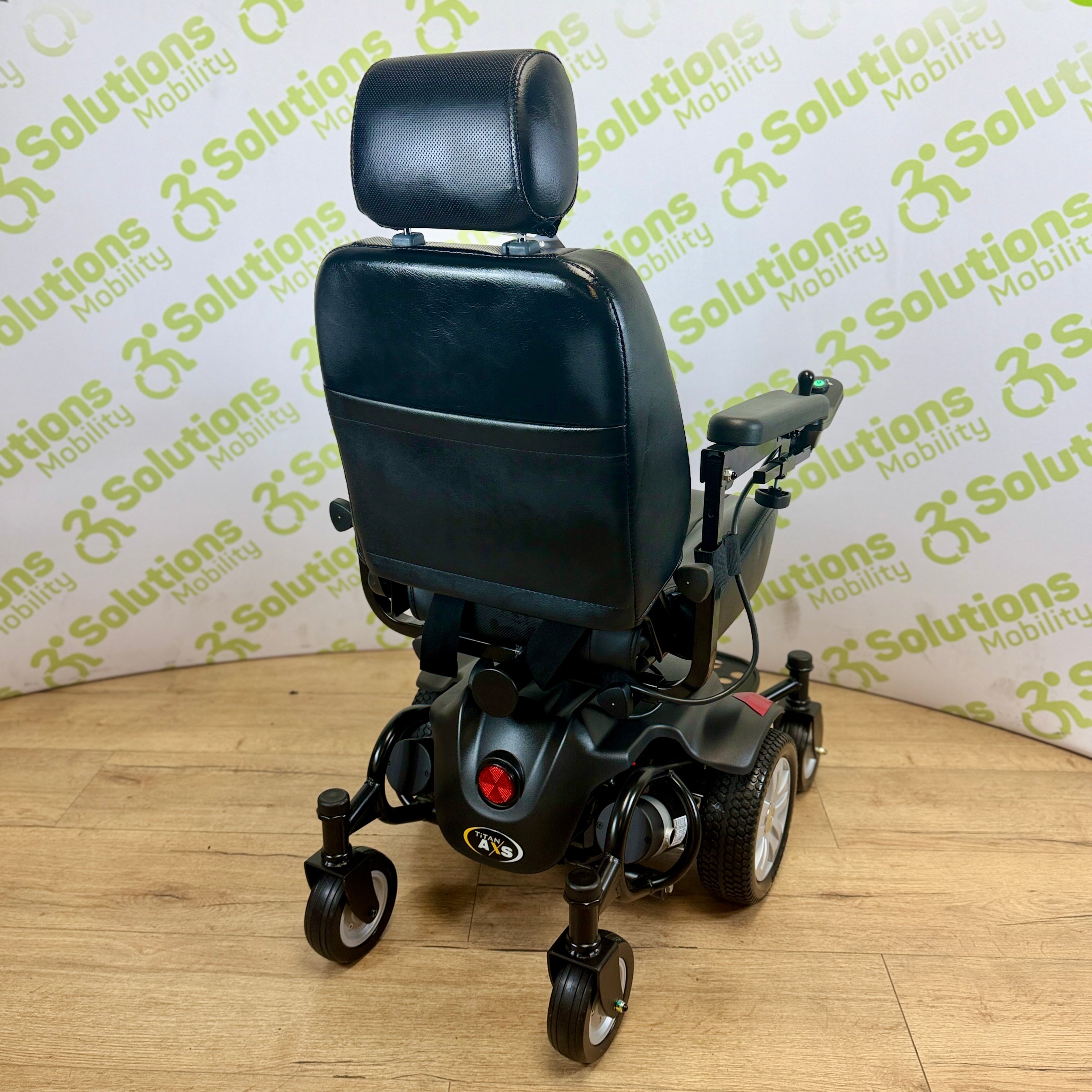 Drive Titan AXS 4mph MWD Powerchair
