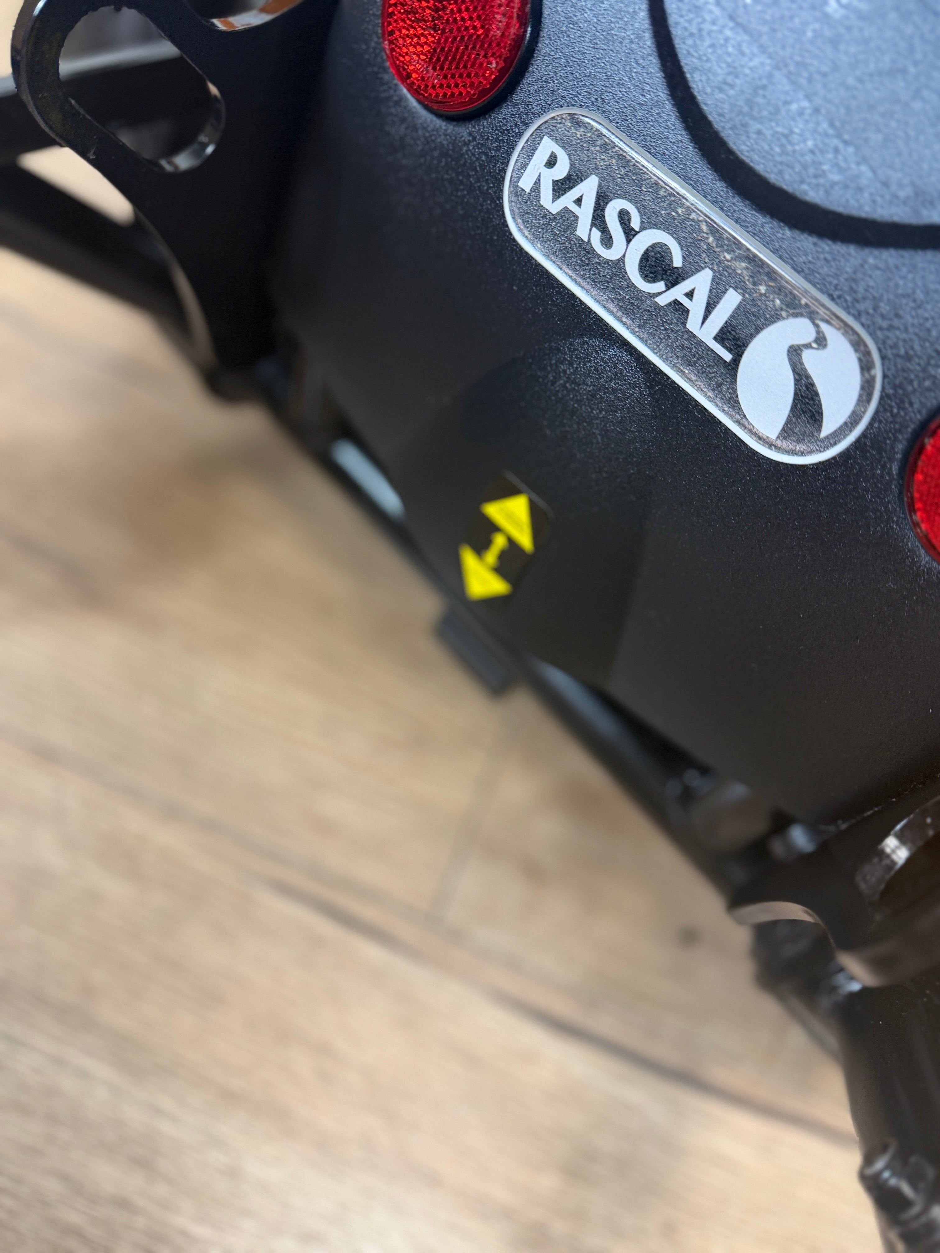 Rascal Rialto 4mph Mid Wheel Drive Electric Mobility Powerchair