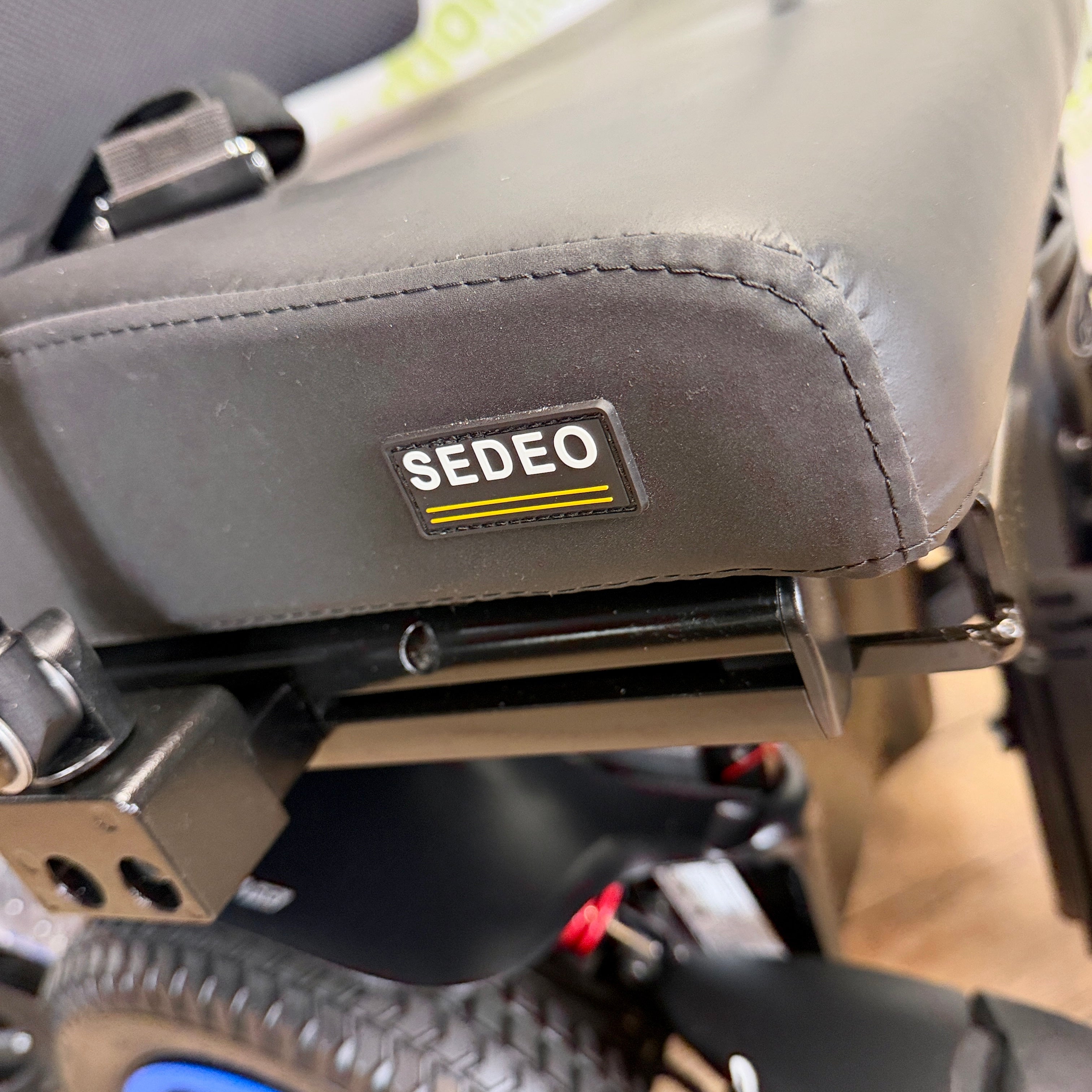 Quickie Q700M HD Bariatric 4mph Mobility Powerchair 250kg user weight