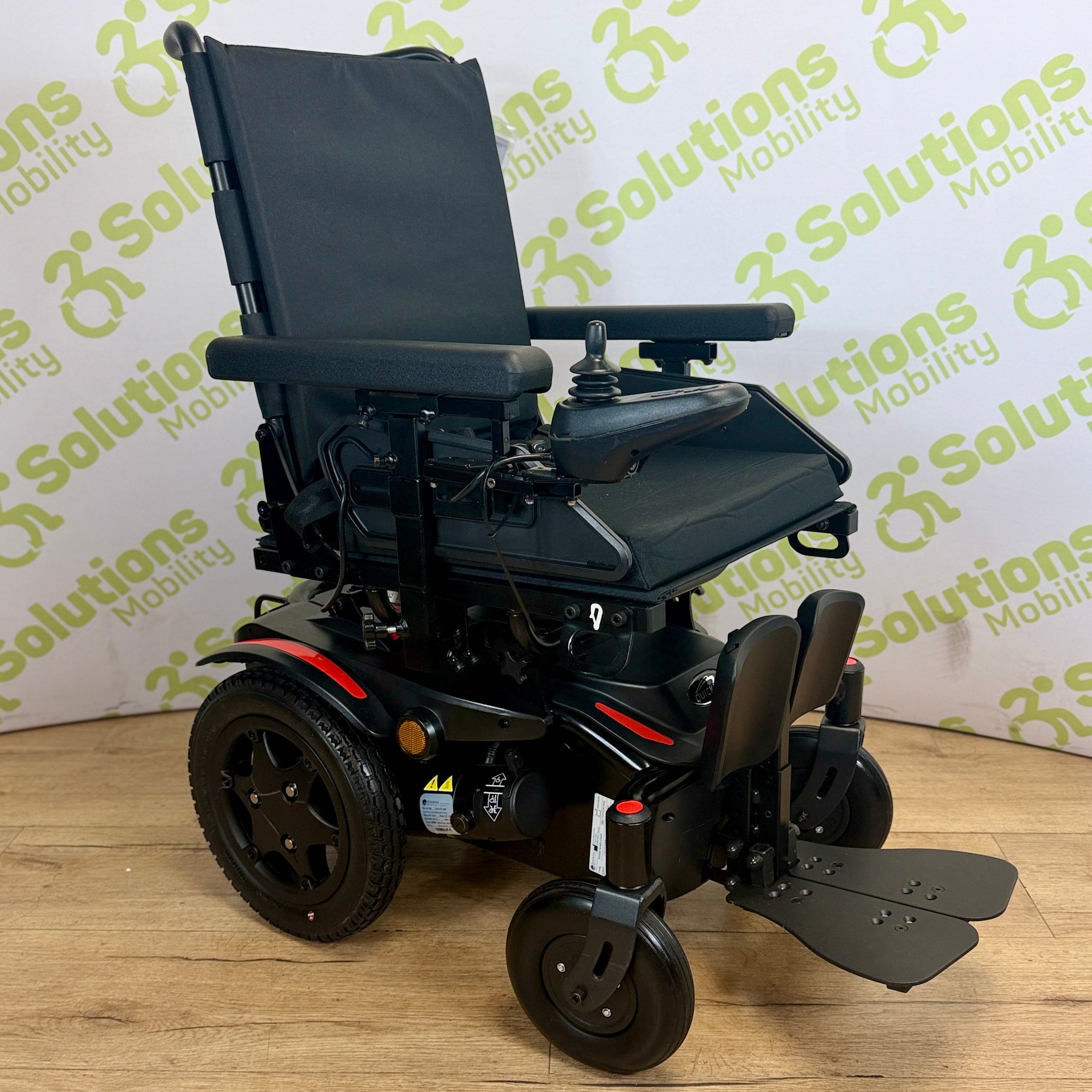 Quickie Q100R Powerchair - Narrow 4mph Rear Wheel Drive