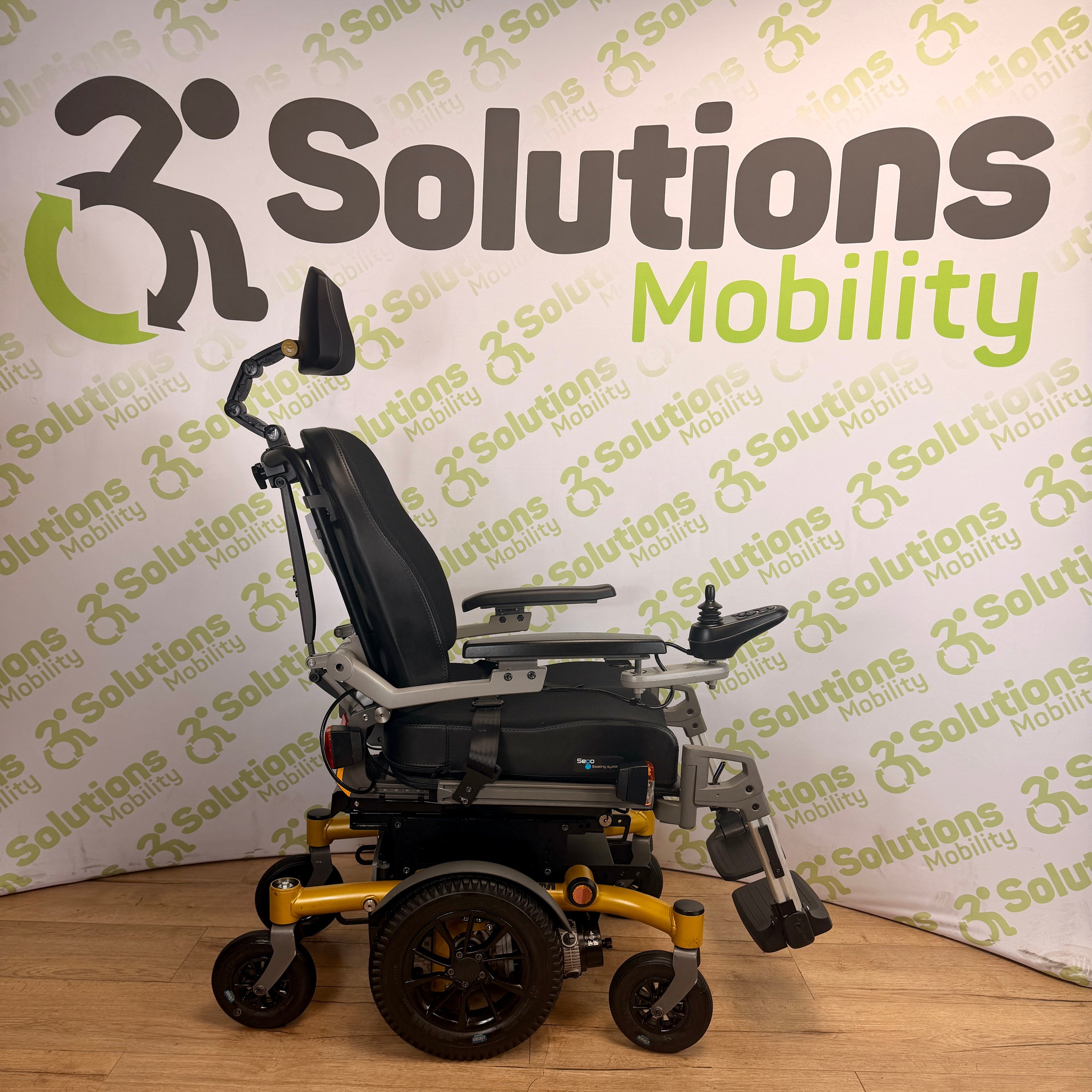 Dietz Sango M Advanced 6mph Electric Mobility Rise, Tilt,  Powerchair