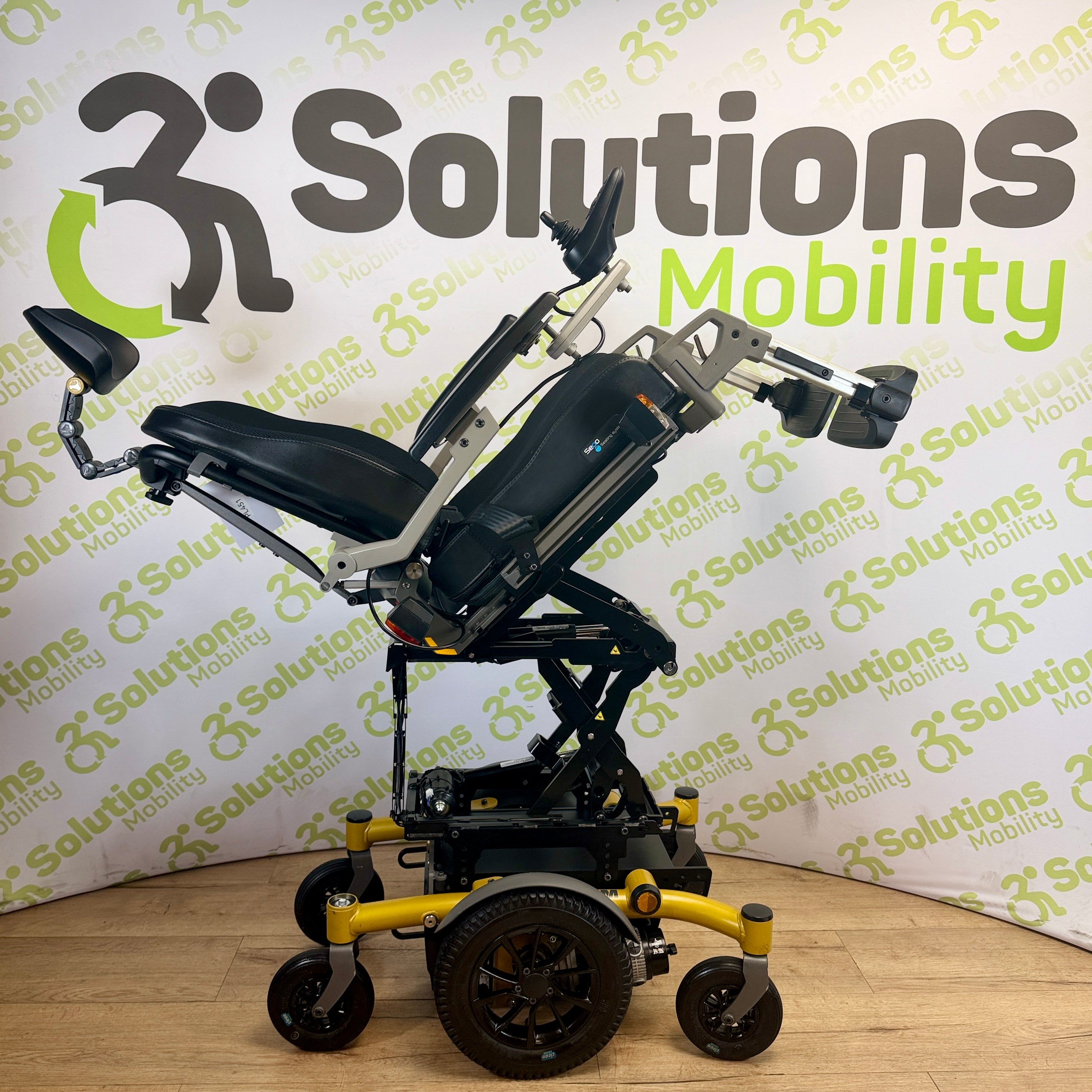Dietz Sango M Advanced 6mph Electric Mobility Rise, Tilt,  Powerchair