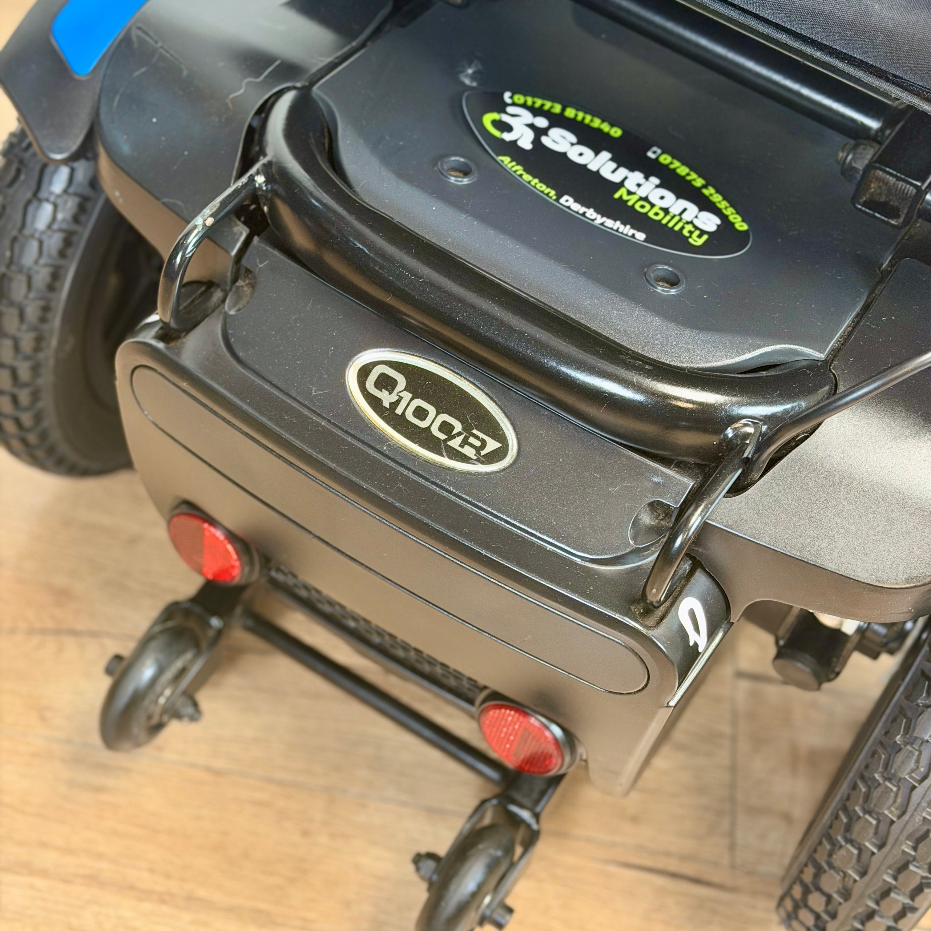 Quickie Q100R Powerchair - Narrow 4mph Rear Wheel Drive