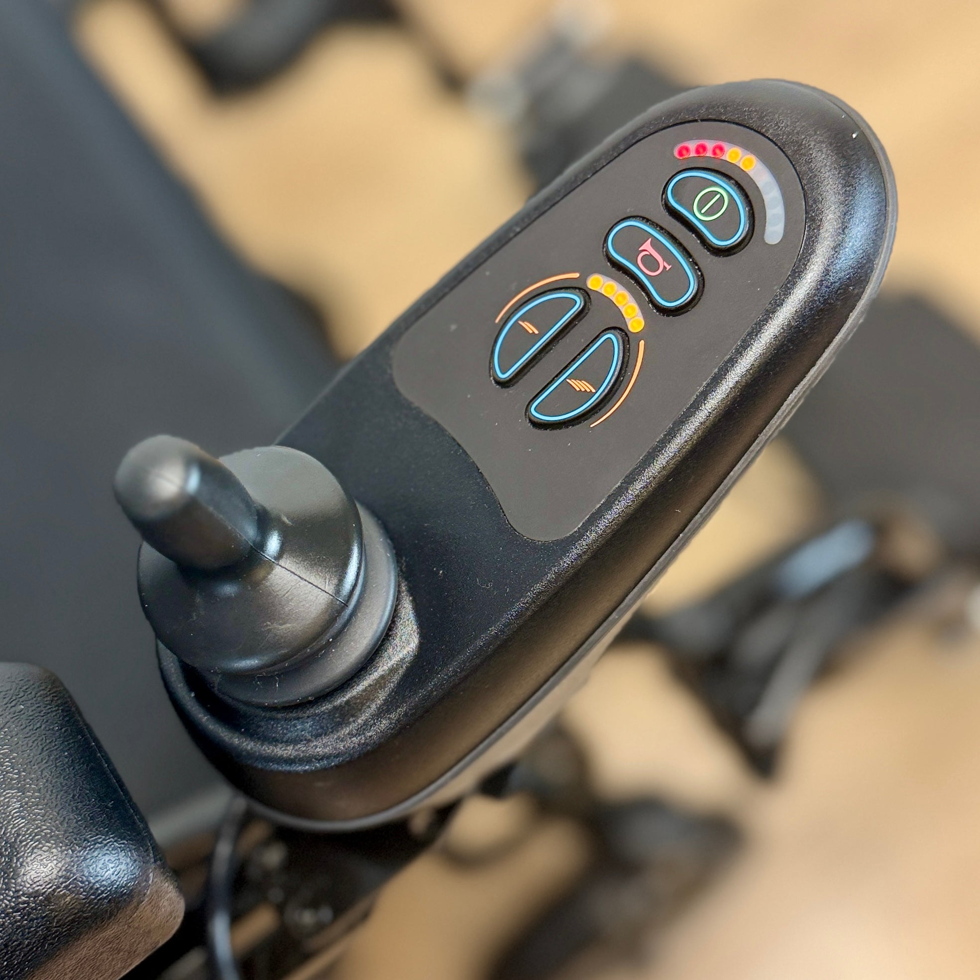 Quickie Q100R Powerchair - Narrow 4mph Rear Wheel Drive