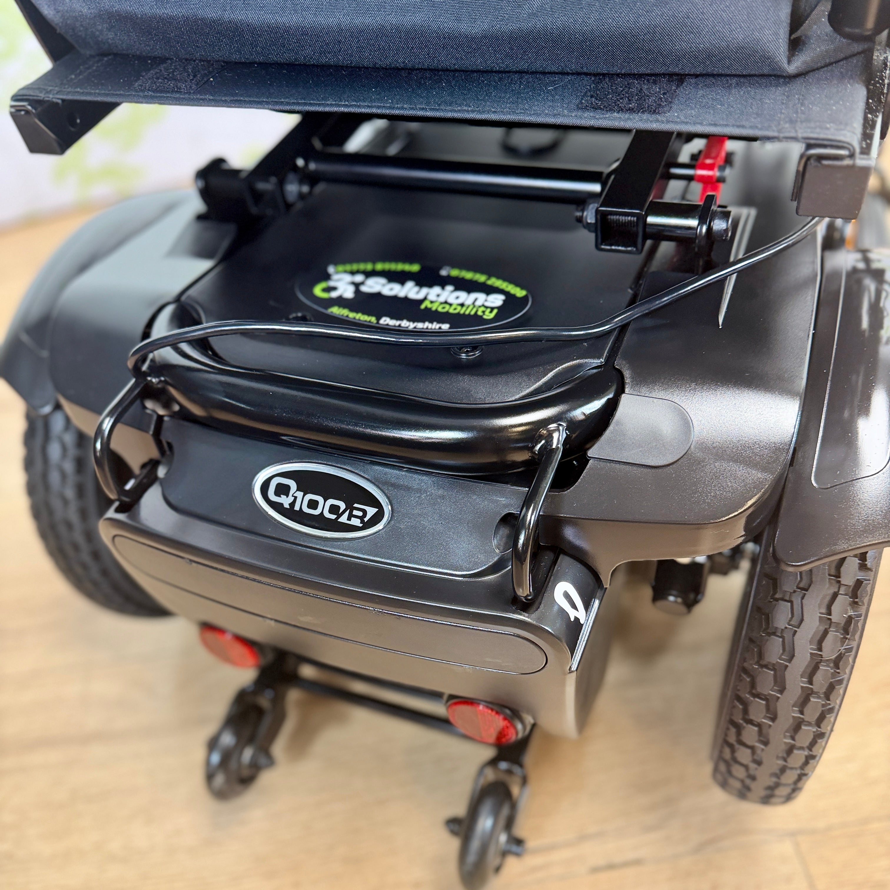 Quickie Q100R Powerchair - Narrow 4mph Rear Wheel Drive