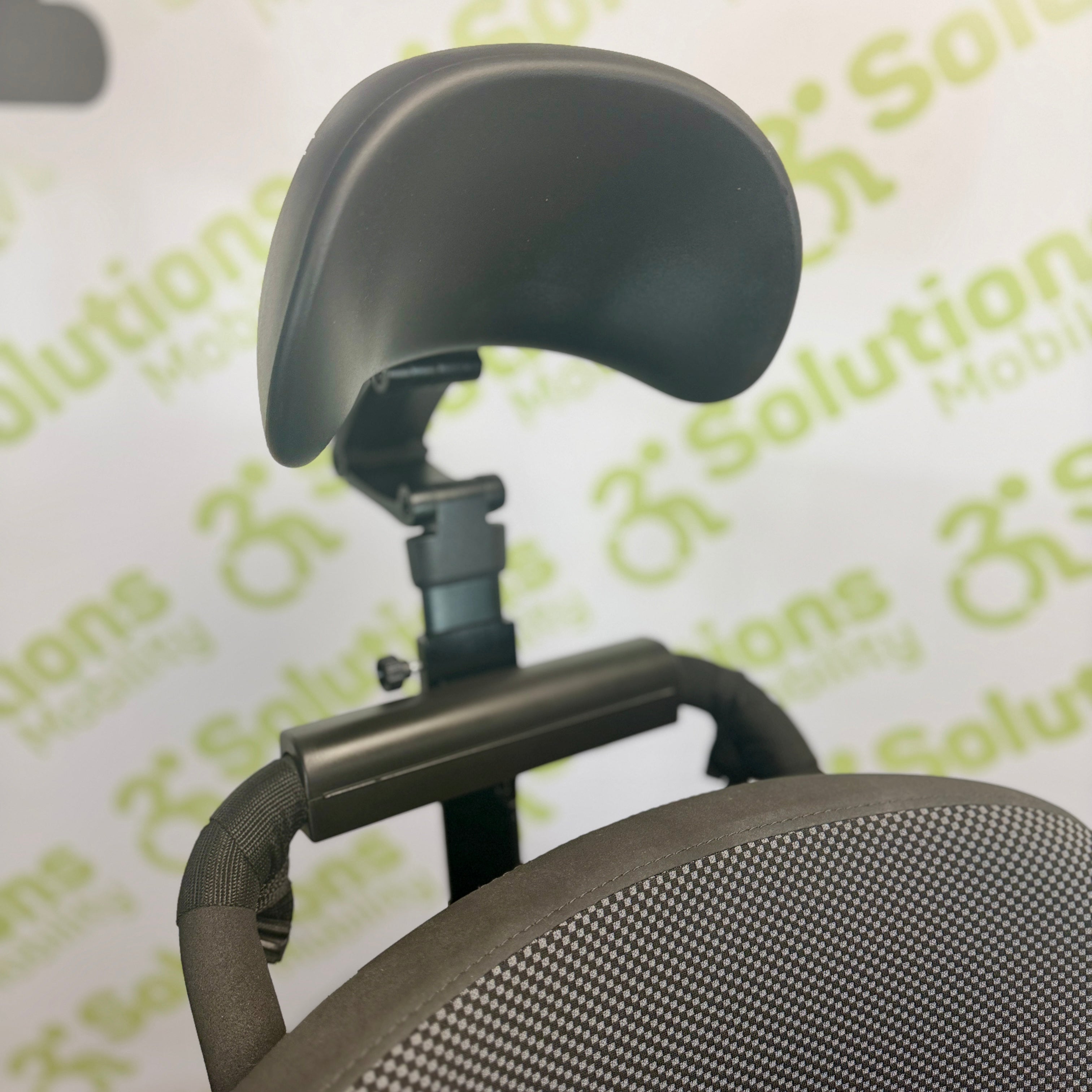 Quickie Q300M Mini MWD 6mph Powerchair Electric Rise and Tilt