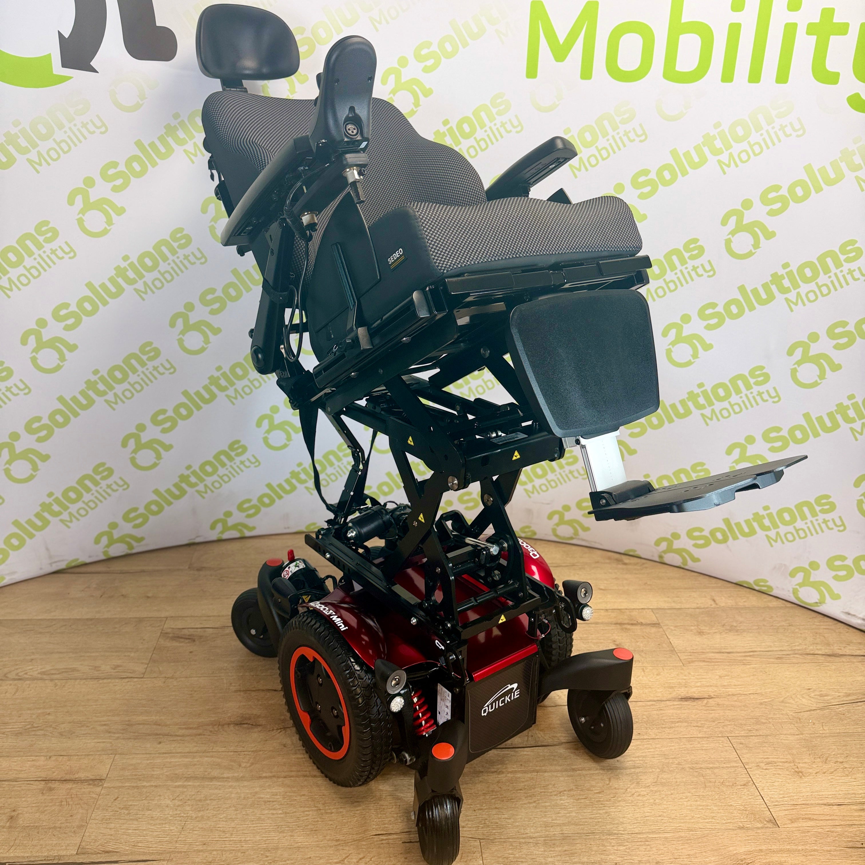 Quickie Q300M Mini MWD 6mph Powerchair Electric Rise and Tilt