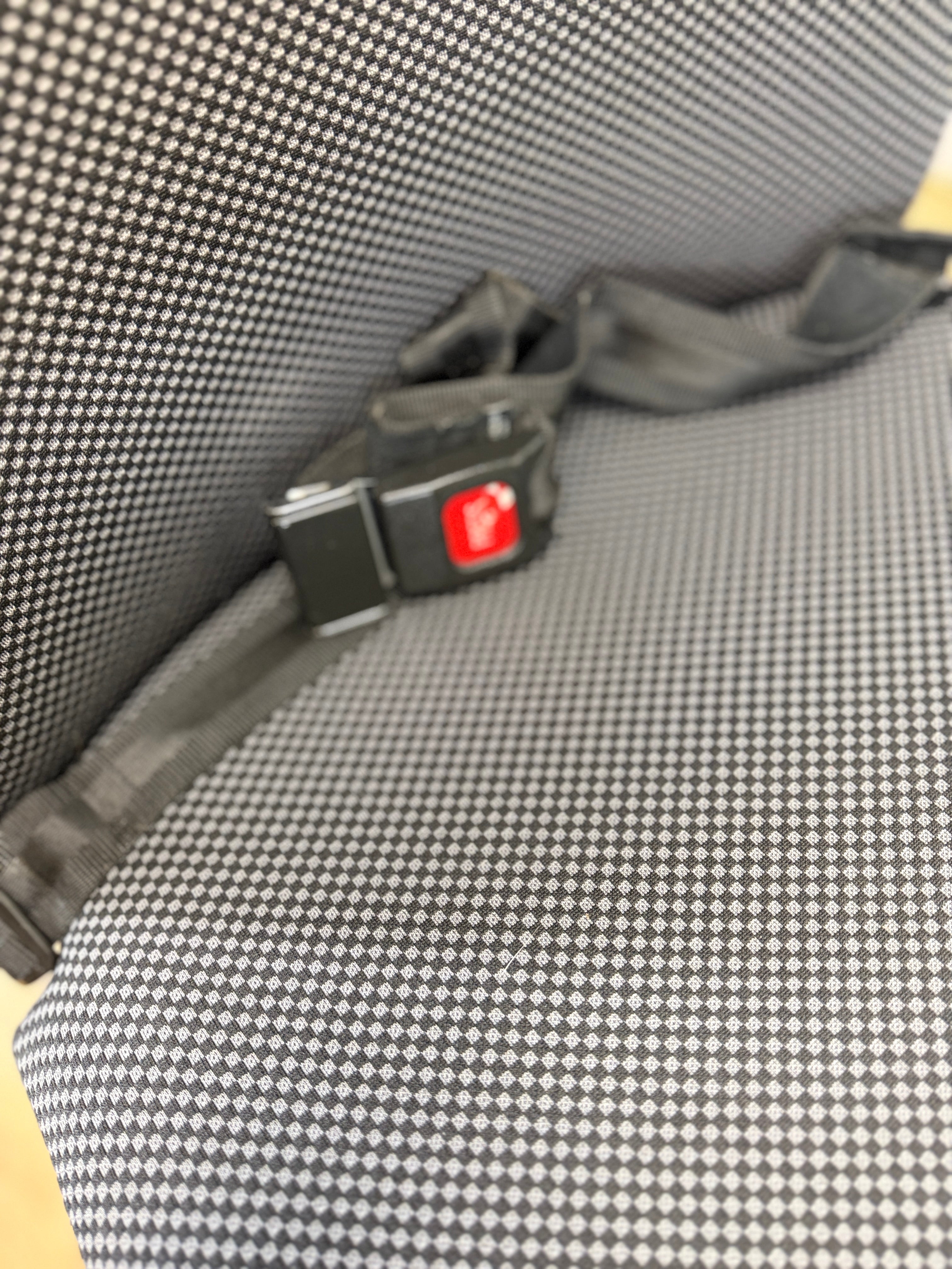Quickie Q300M Mini MWD 6mph Powerchair Electric Rise and Tilt