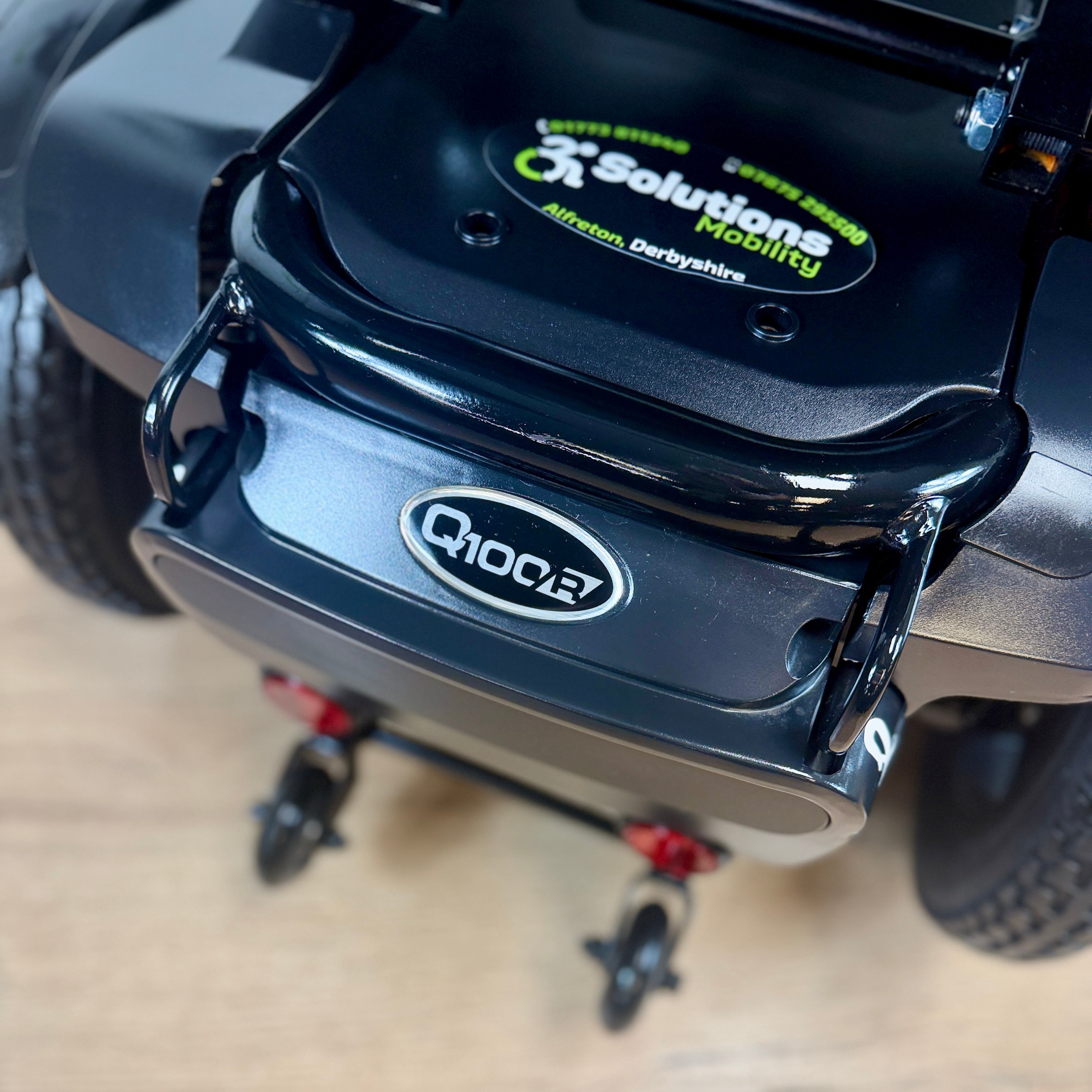 Quickie Q100R Powerchair - Narrow 4mph Rear Wheel Drive