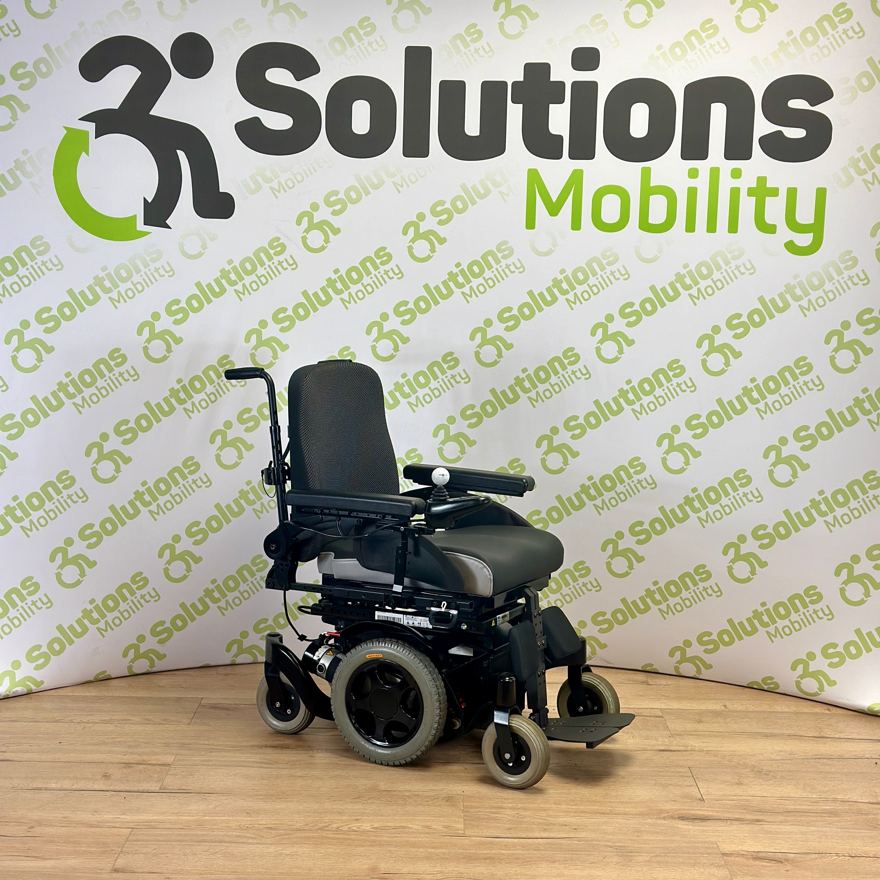 Quickie Salsa M2 Mini 4mph Powerchair - Narrow Mid Wheel Drive Electric Wheelchair Centre Footplate Adjustable Suspension