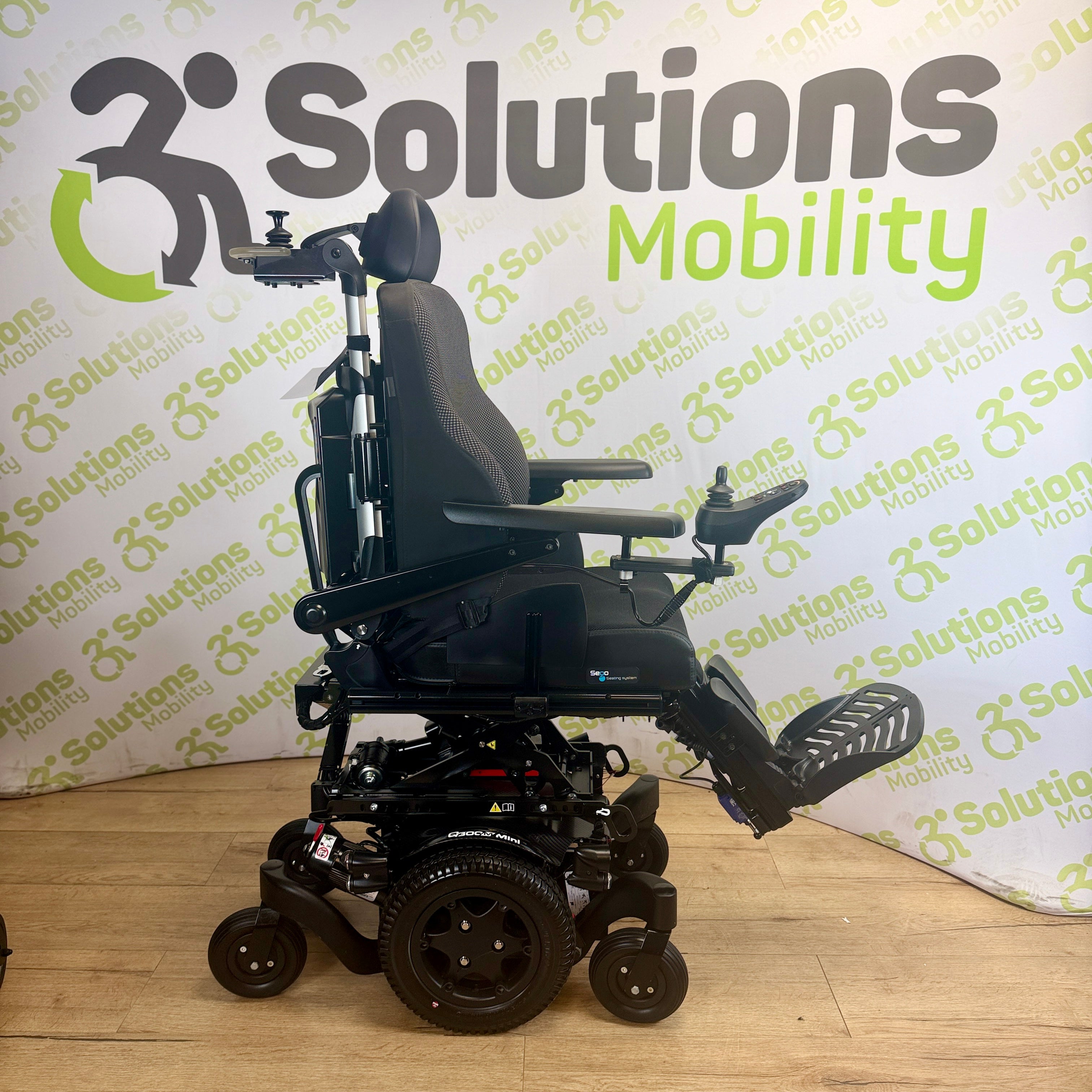 Quickie Q300M Mini MWD 6mph Powerchair Electric Rise Tilt Recline Footplate DUAL