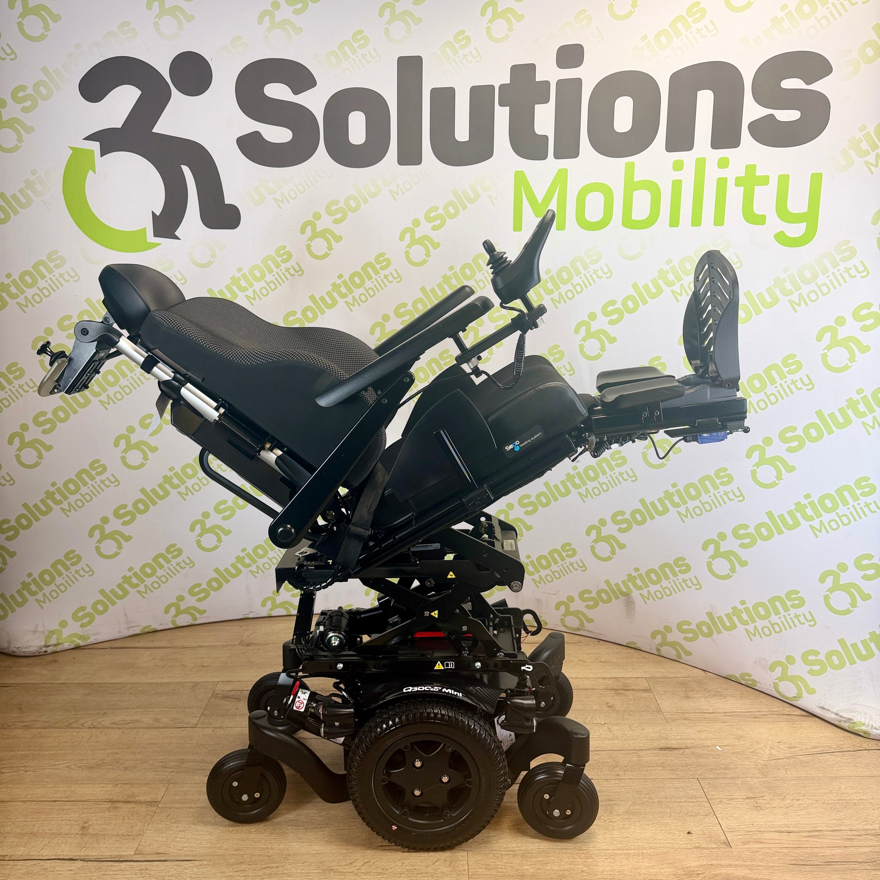 Quickie Q300M Mini MWD 6mph Powerchair Electric Rise Tilt Recline Footplate DUAL