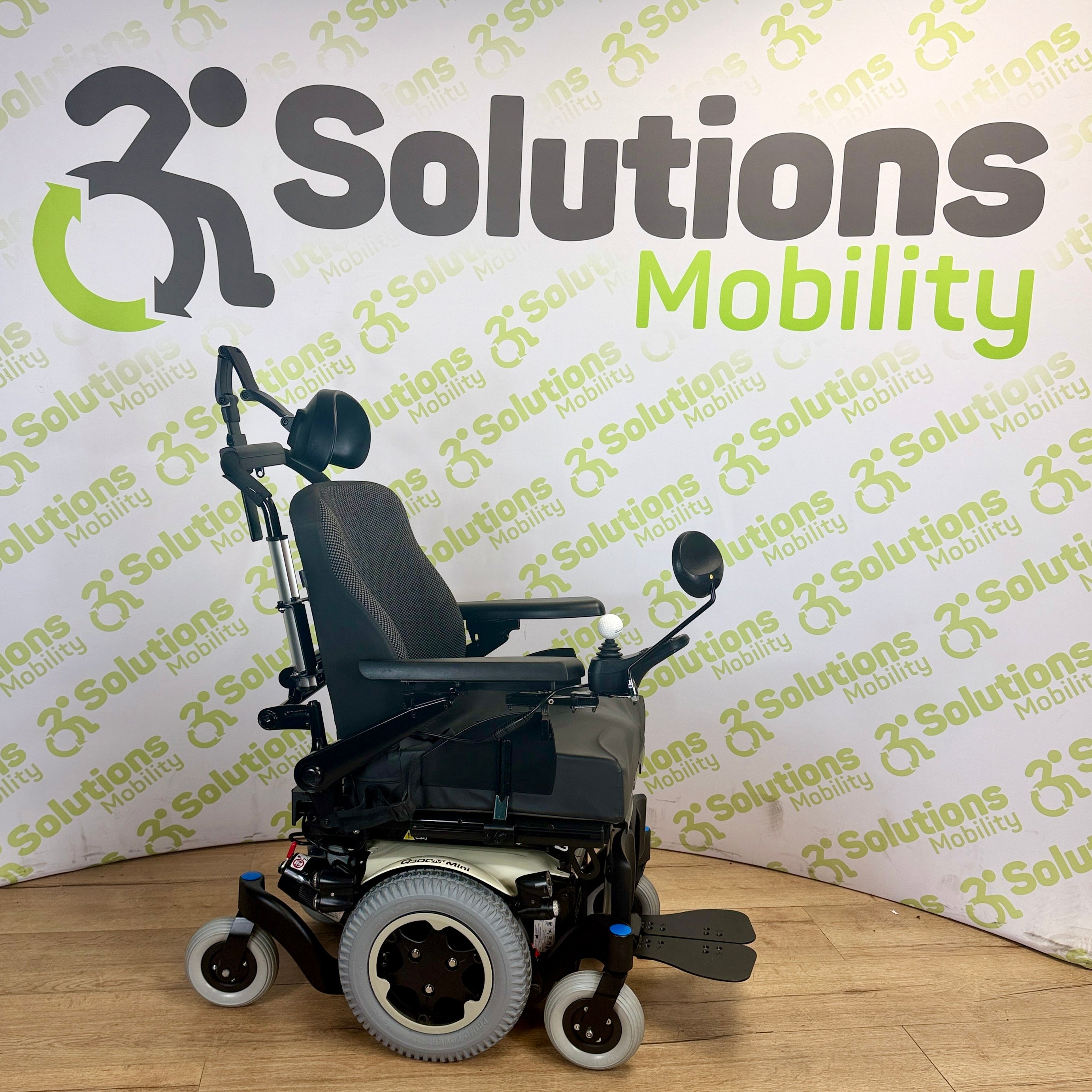 Quickie Q300M Mini MWD 6mph Powerchair Electric Rise and Tilt