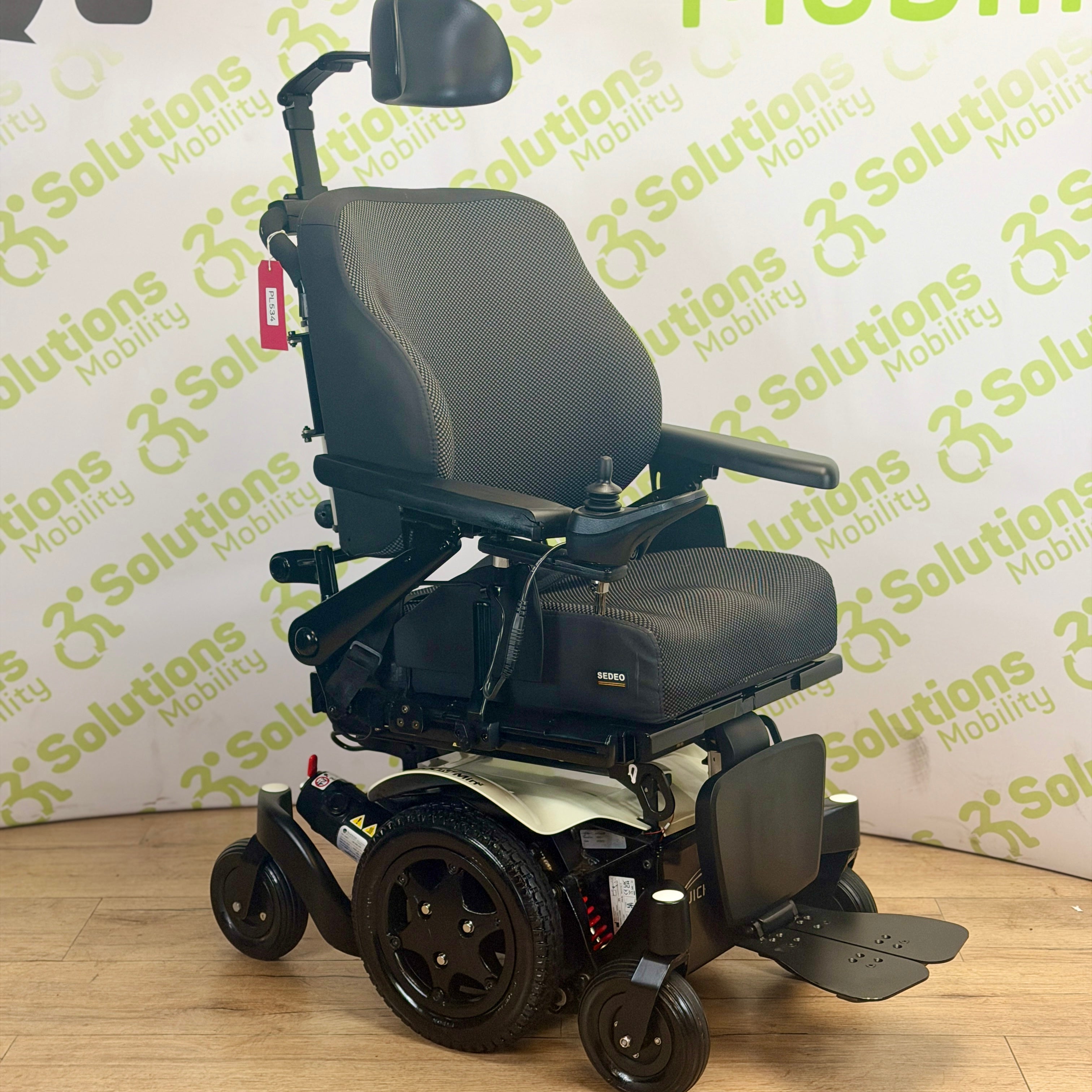 Quickie Q300M Mini MWD 4mph Powerchair Electric Rise and Tilt 12 Month warranty