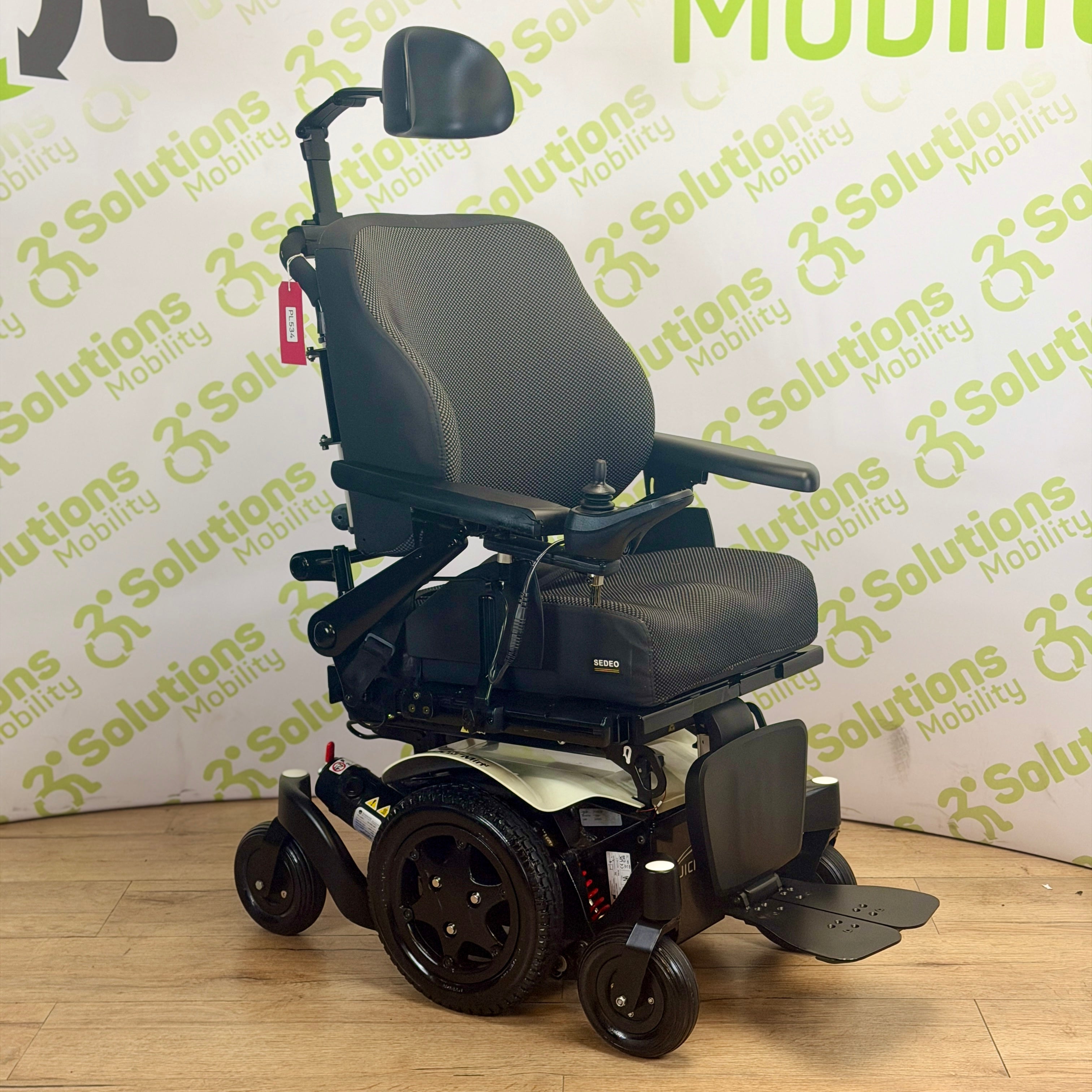 Quickie Q300M Mini MWD 4mph Powerchair Electric Rise and Tilt 12 Month warranty
