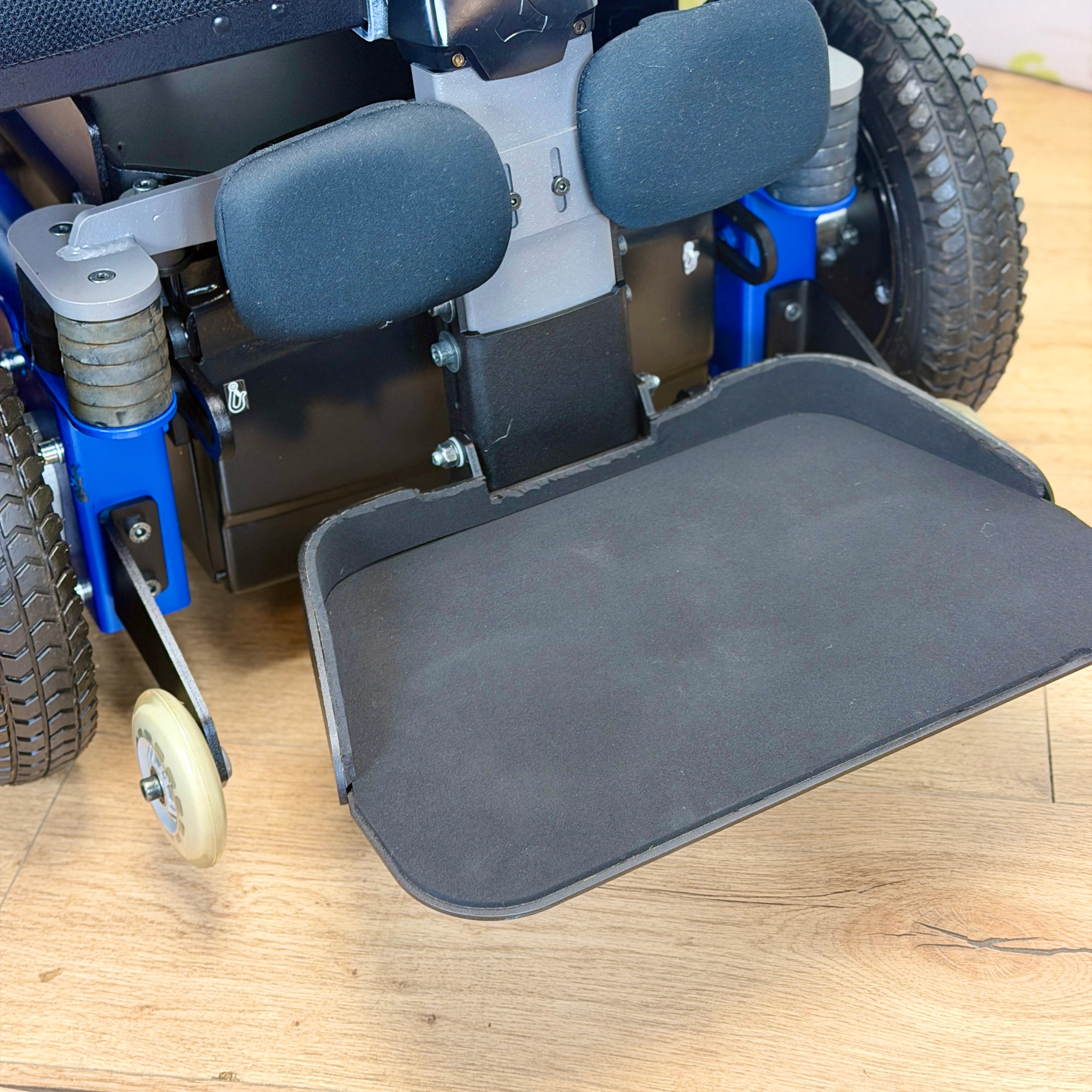 Dietz Sango XXL Bariatric 4mph Electric Seat Tilt Powerchair Wheelchair 12 month warranty