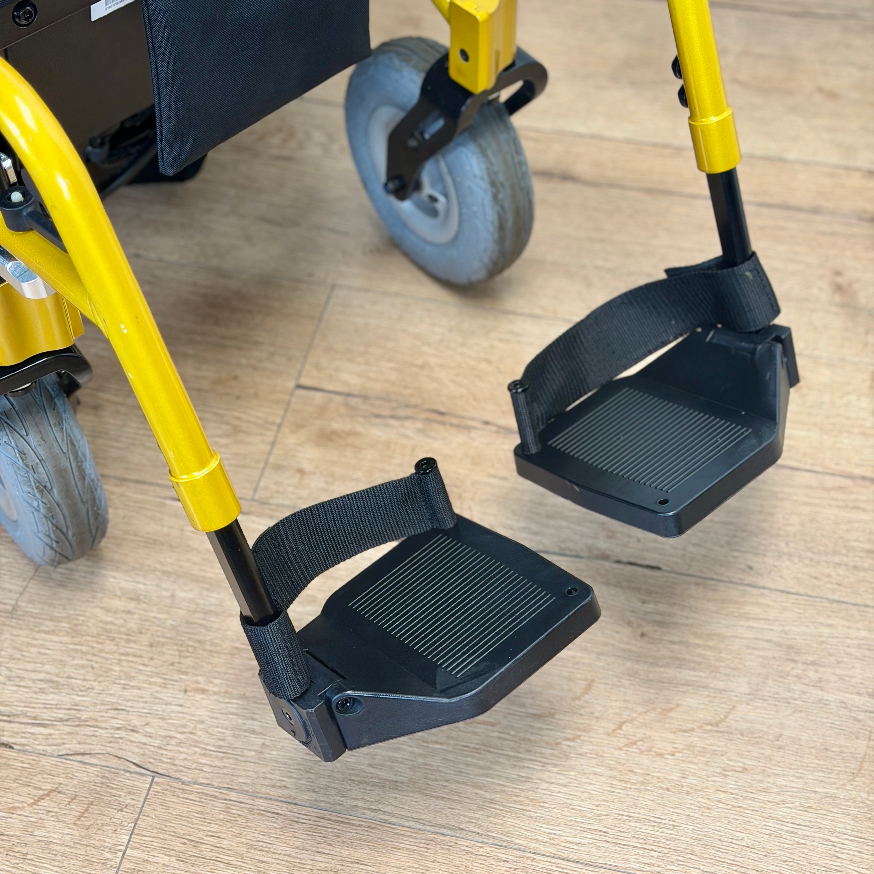 Kymco K Activ REHAB 6mph Powerchair - Class 3 Lights 12 MONTH WARRANTY