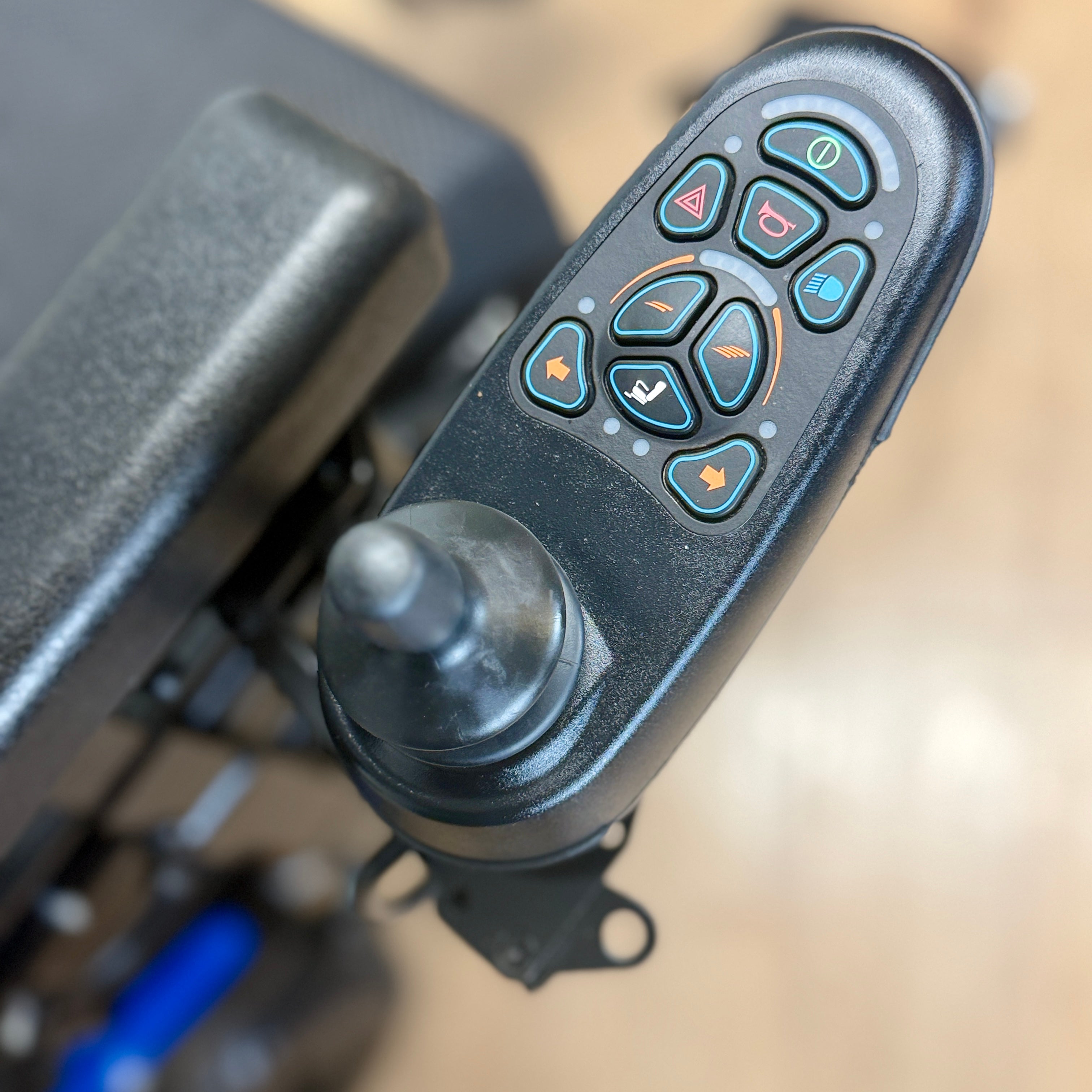 Quickie Q200R RWD 4 MPH Electric, Mobility Powerchair Scooter 12 month warranty