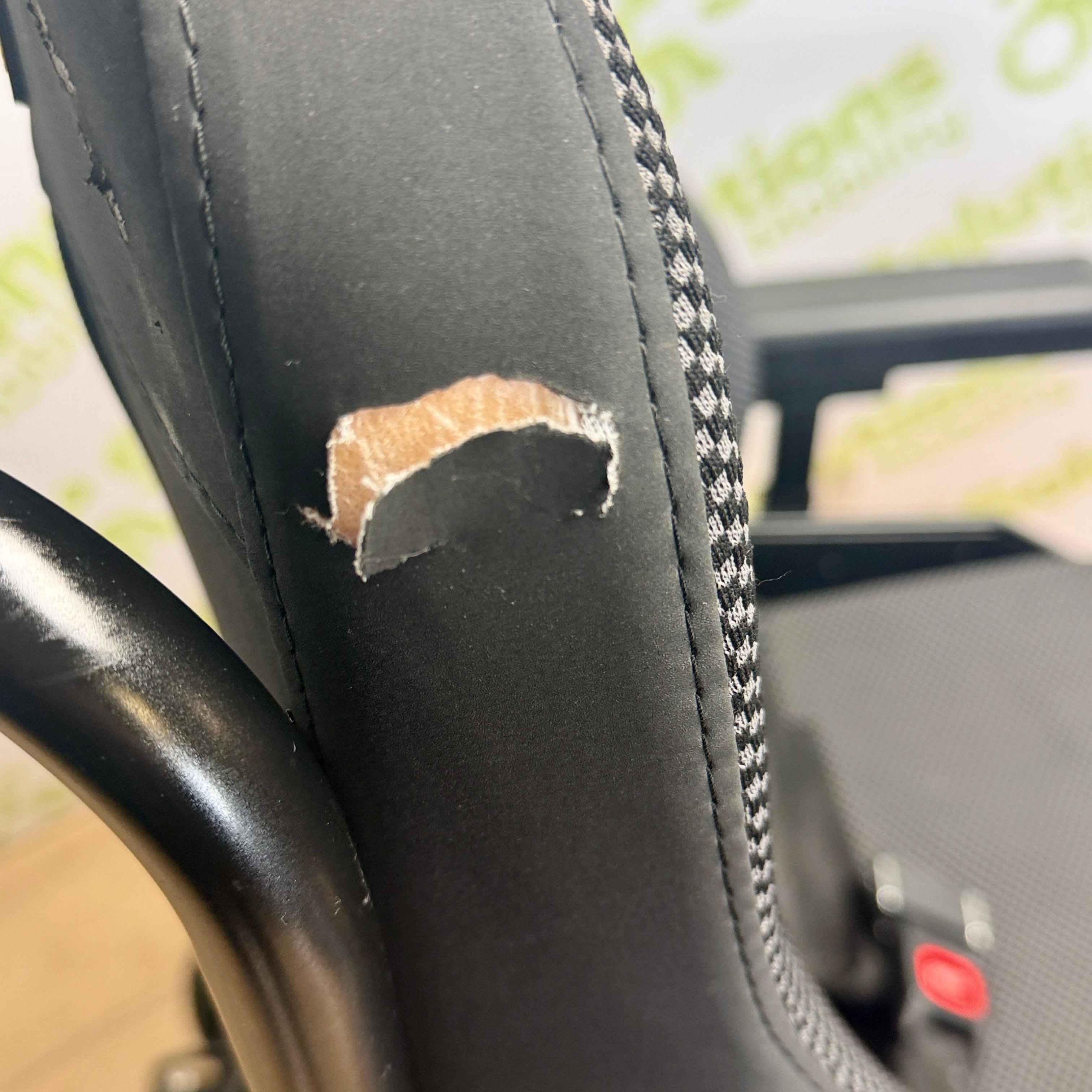 Quickie Q200R RWD 4 MPH Electric, Mobility Powerchair Scooter 12 month warranty