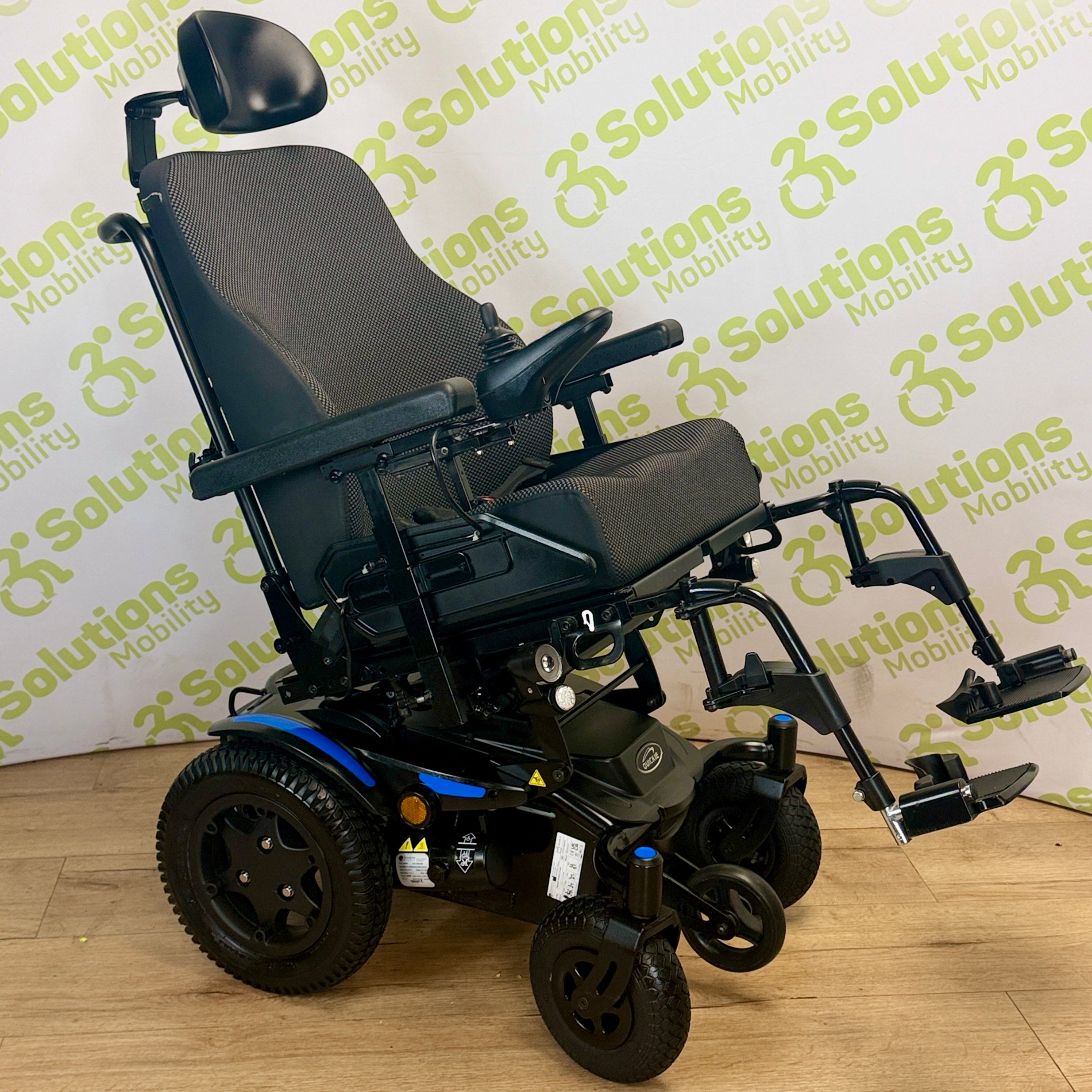Quickie Q200R RWD 4 MPH Electric, Mobility Powerchair Scooter 12 month warranty